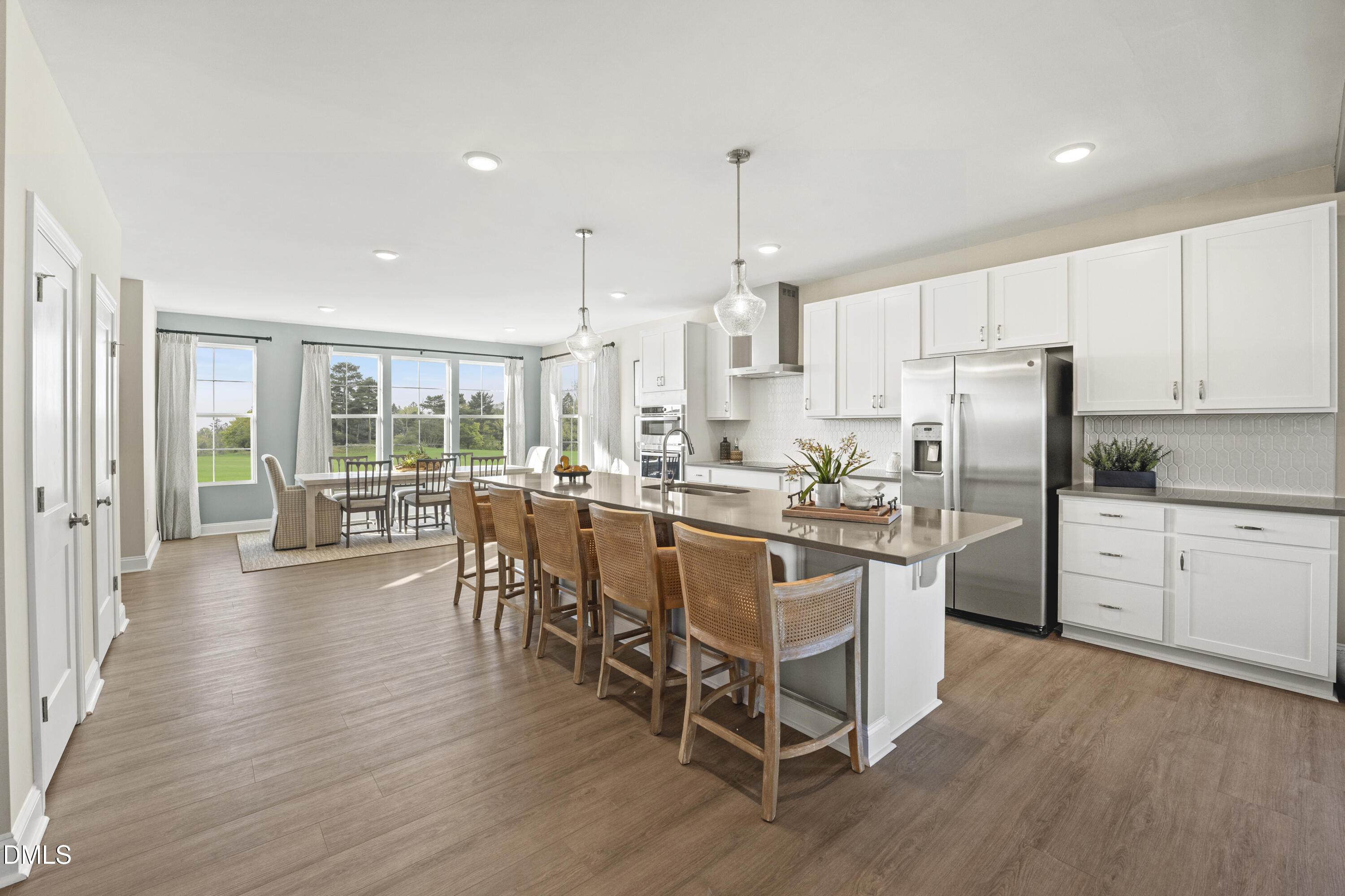 134 N White Street #200