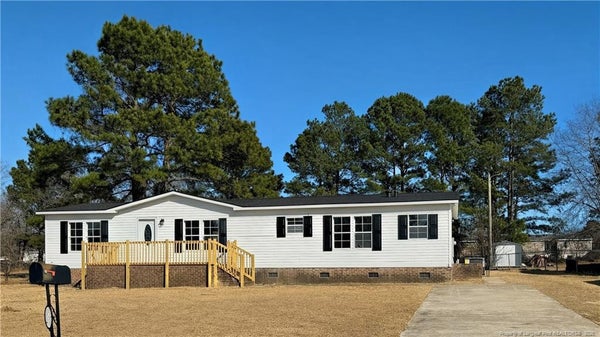7321 HYPONY TRL, PARKTON, NC 28371 - Image a9d4ef7eb86df9baeed30fc8c08a5401/2108447575