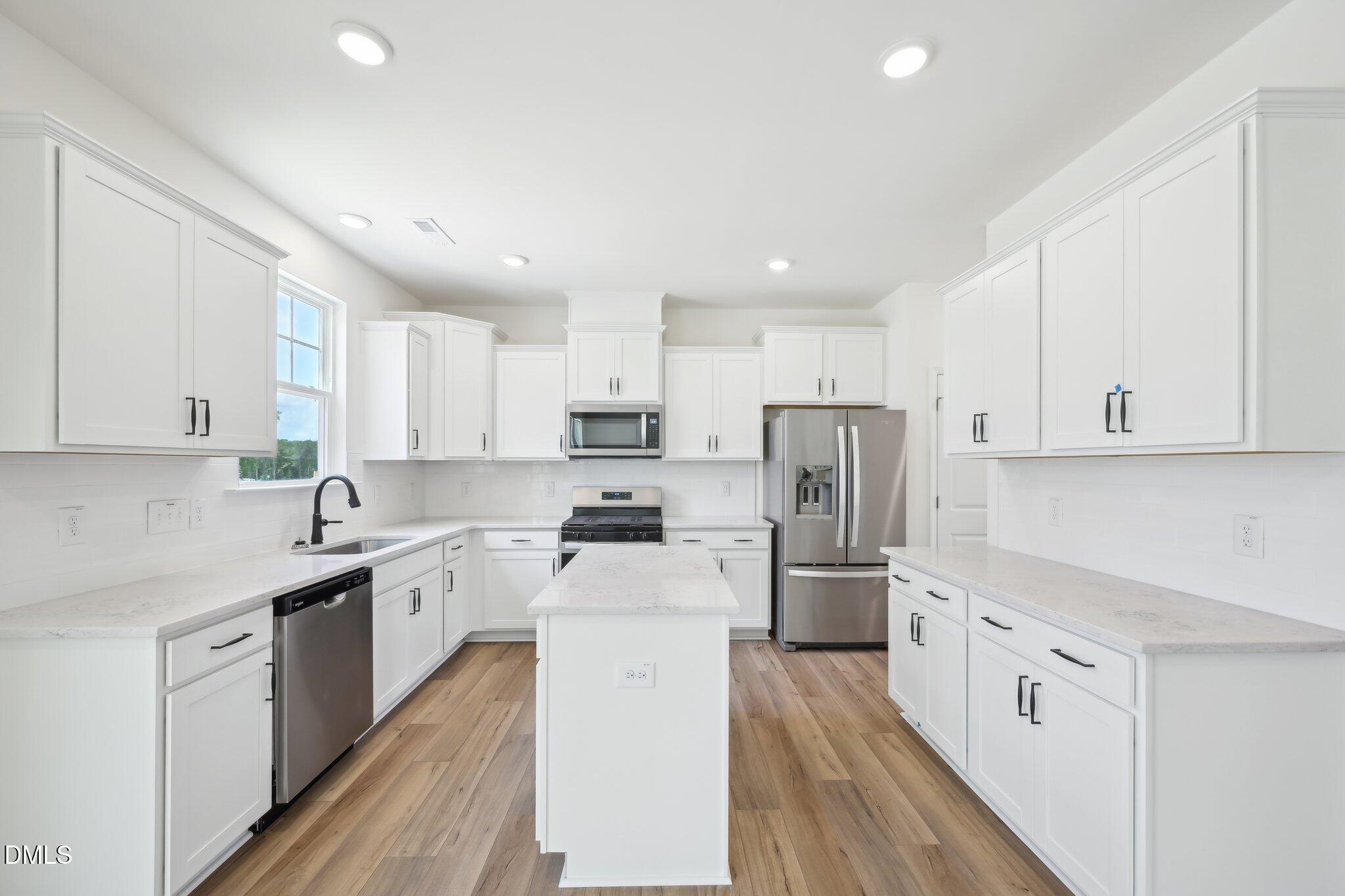 1052 Bolton Pointe Drive