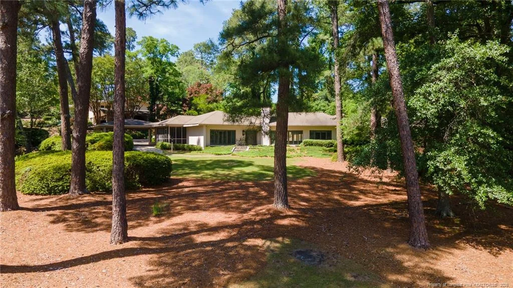 440 Valley Road