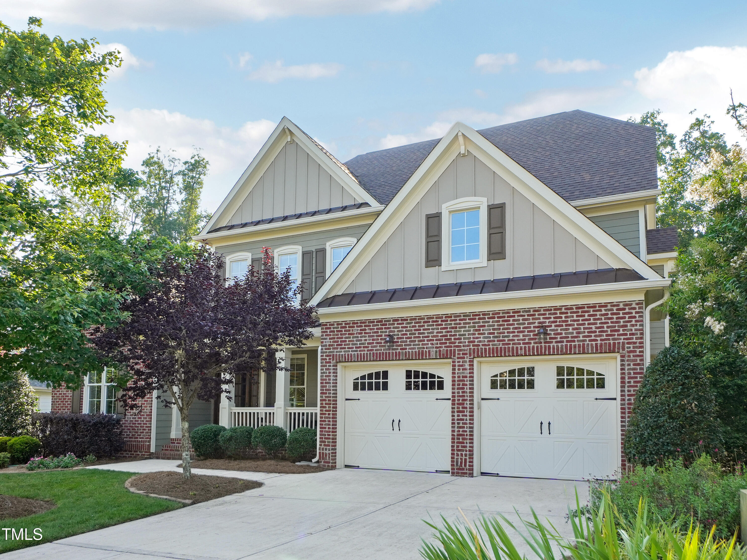 111 Woodland Ridge Court