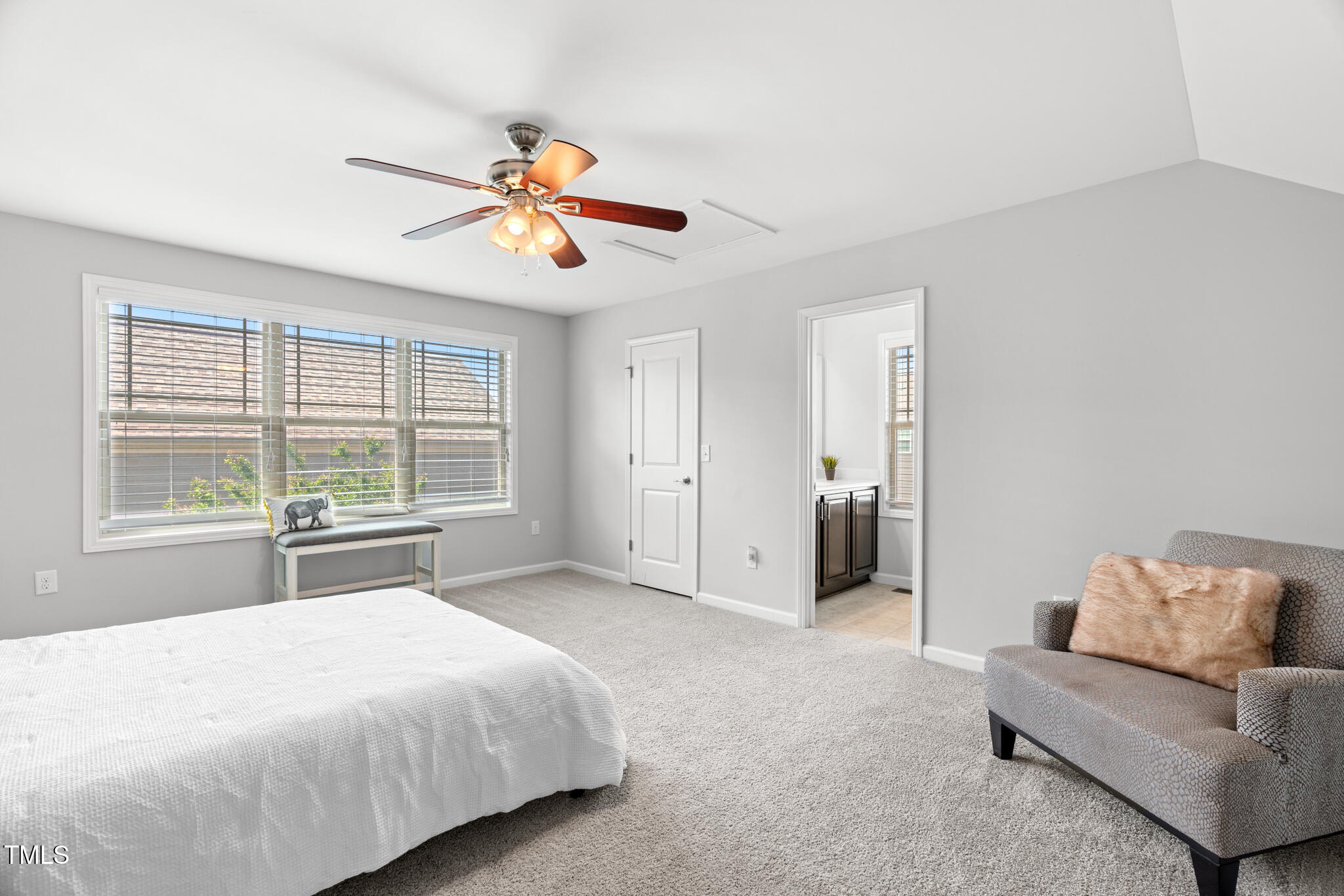 Morrisville, North Carolina 27560, United States, 4 Bedrooms Bedrooms, ,4 BathroomsBathrooms,Residential,Pending,116604