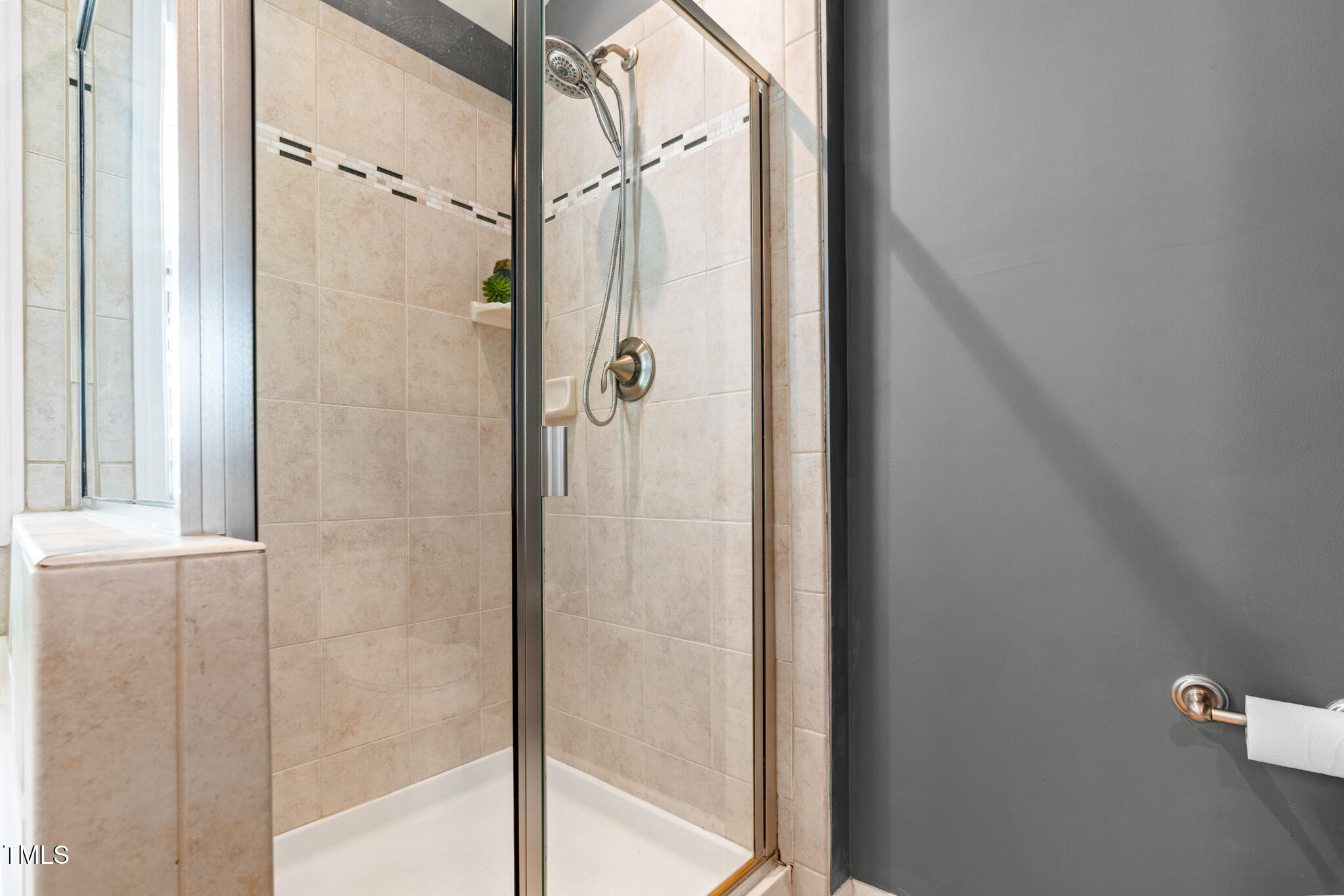 Morrisville, North Carolina 27560, United States, 4 Bedrooms Bedrooms, ,4 BathroomsBathrooms,Residential,Pending,116604