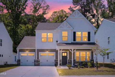 1324 Amos Park Street Fuquay Varina NC 27526
