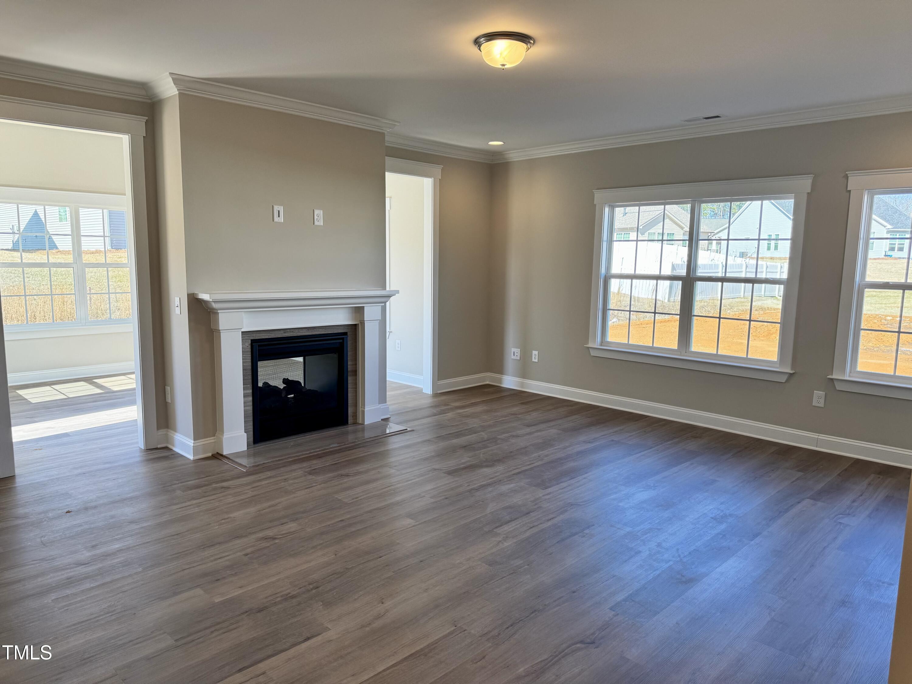 1044 Fairhaven Drive 100
