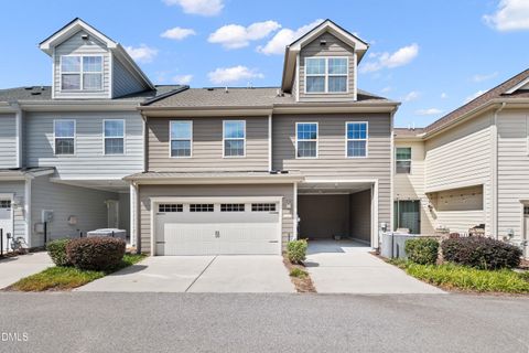 9302 Alcazar Walk Raleigh NC 27617