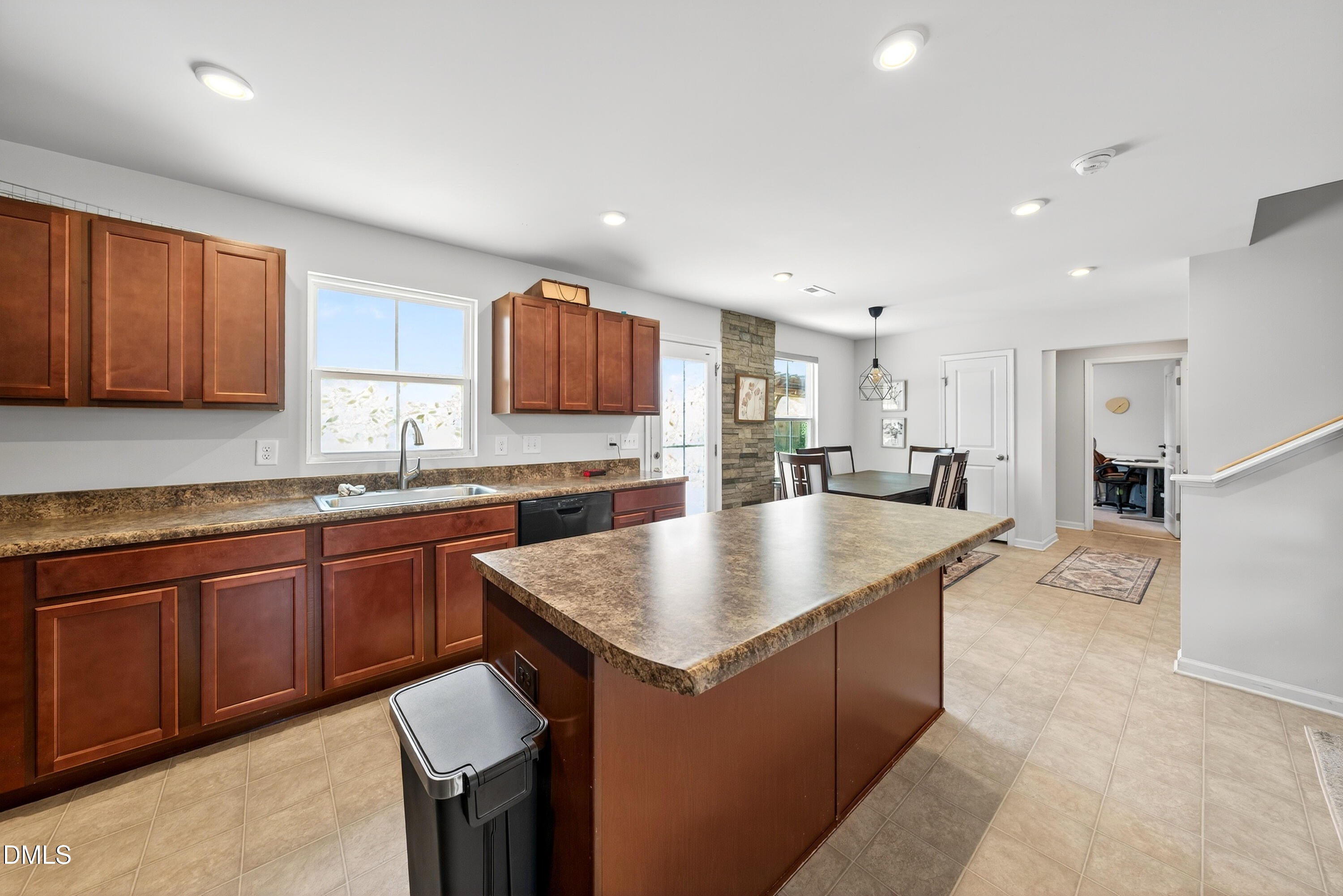 125 Donatella Way