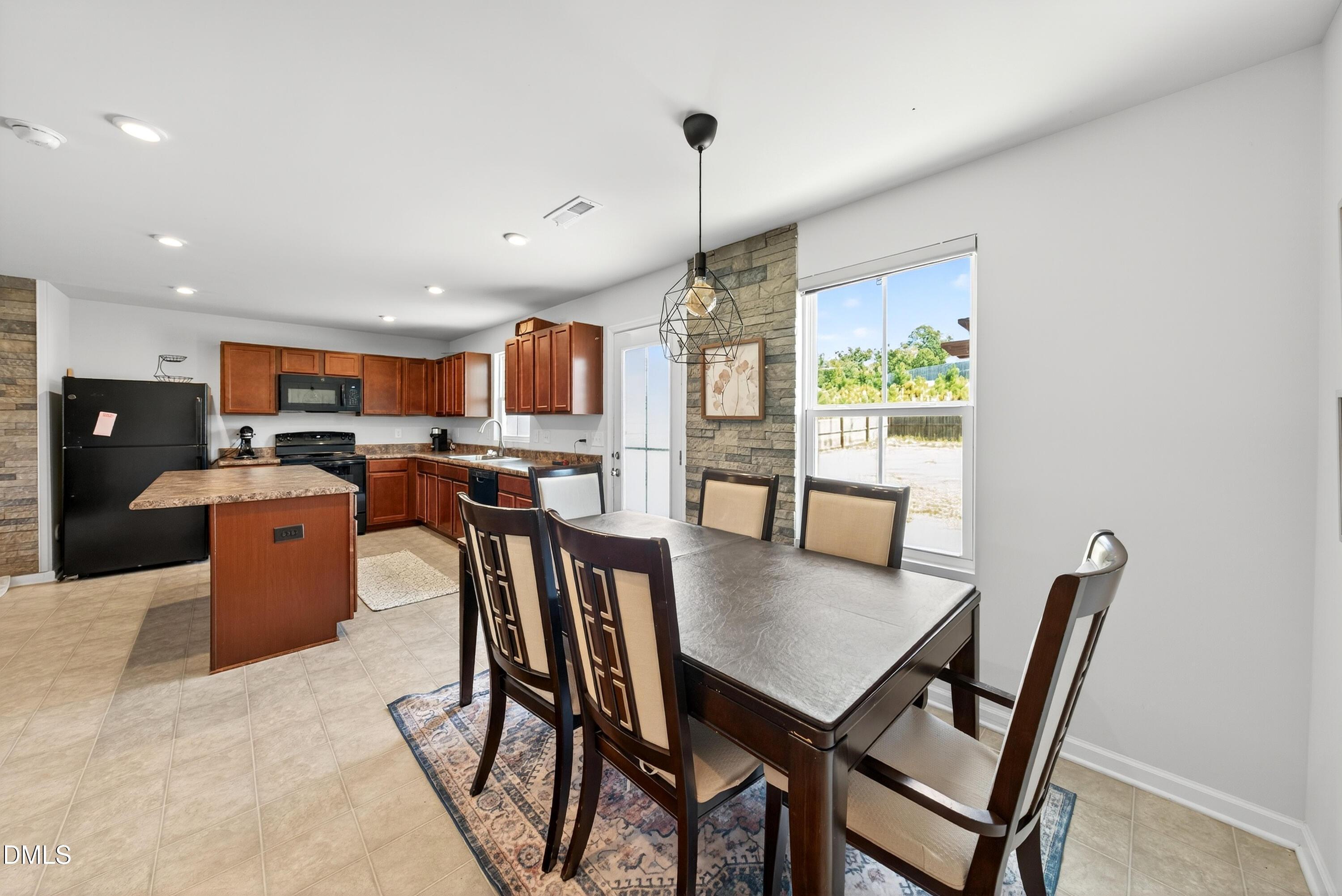 125 Donatella Way