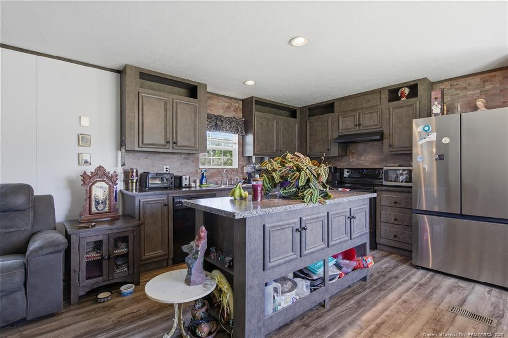 8637 Durant Nixon Road