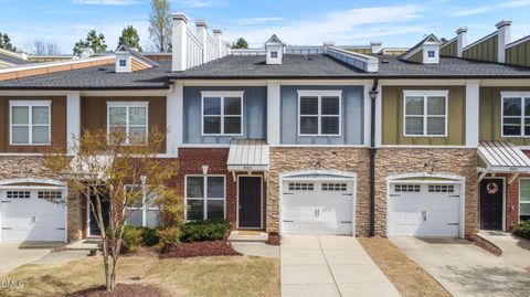 842 Queen City Crescent Apex NC 27523