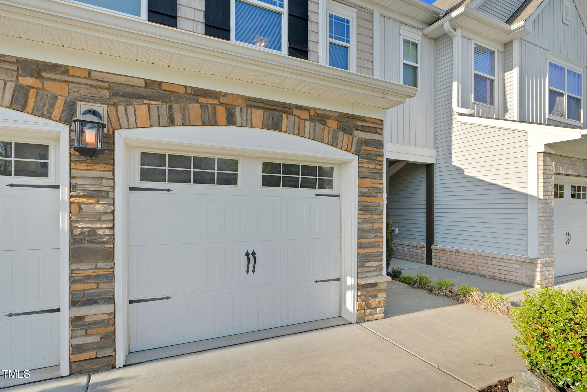 425 Summit Trail Drive