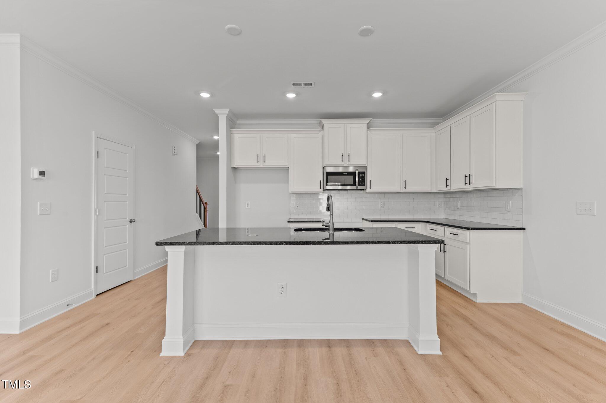 957 Alma Railway Drive