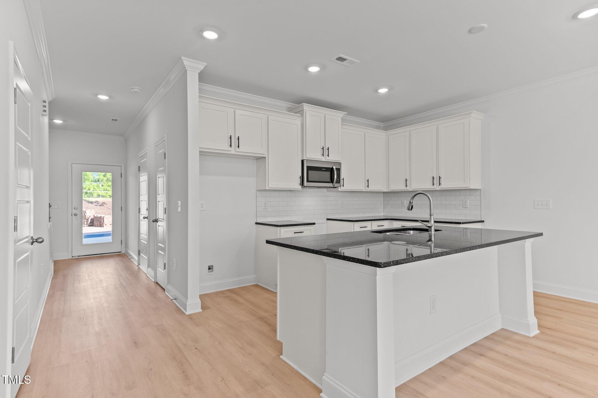 957 Alma Railway Drive