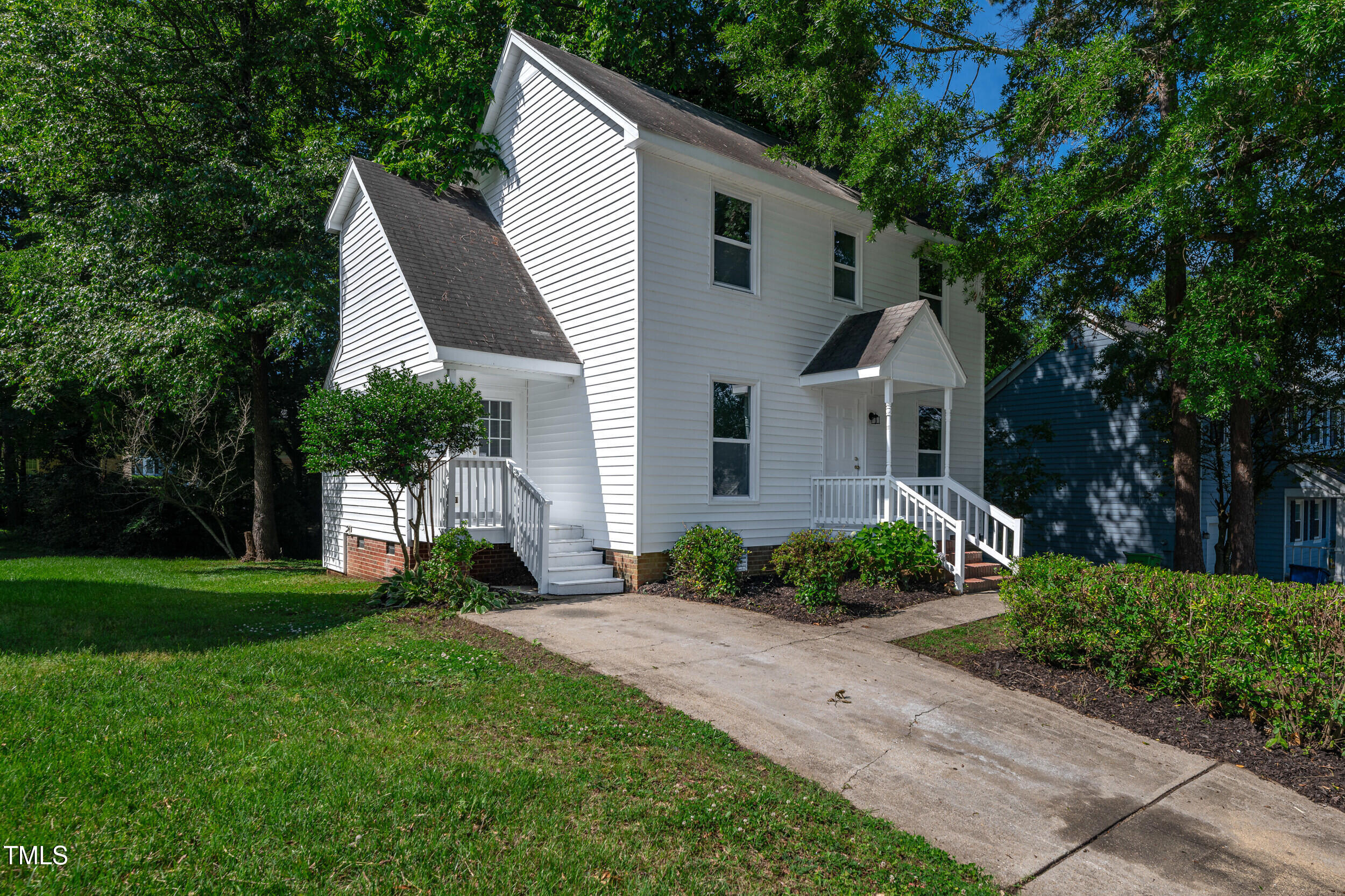 5236 Turf Grass Court