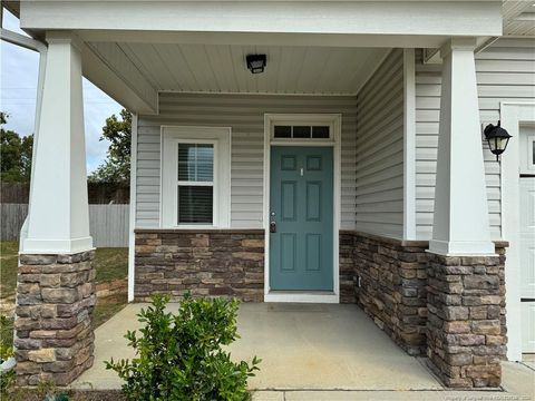 A home in Raeford