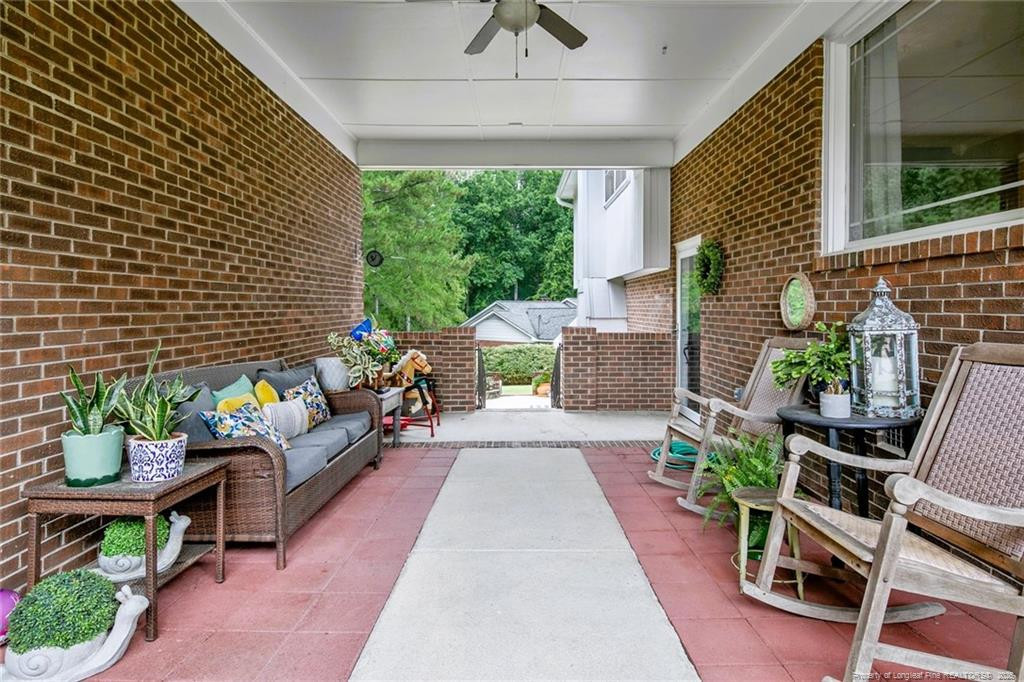 2129 Rolling Hill Road