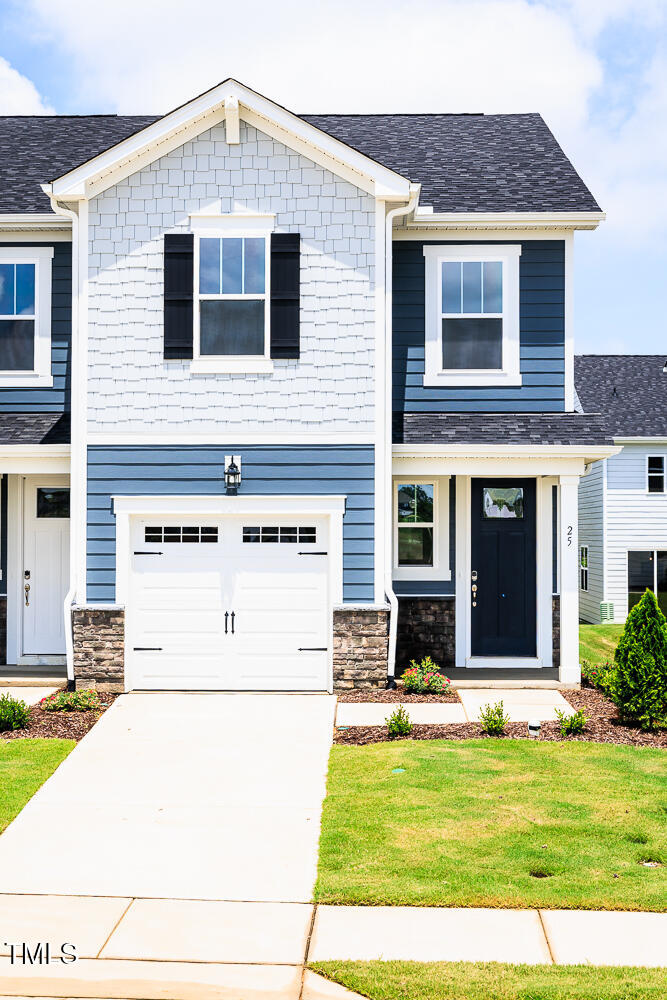 25 Silver Pine Drive