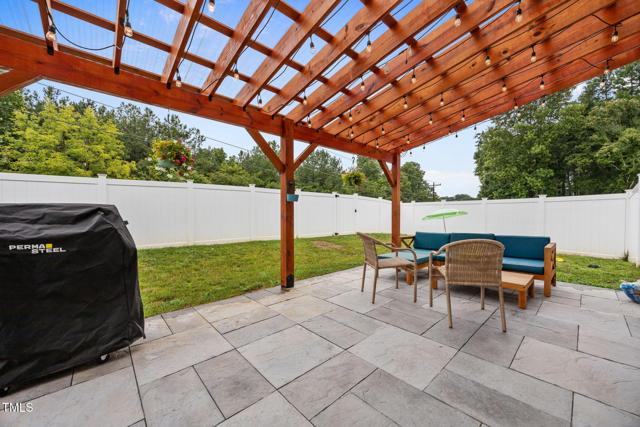1010 Laura Court