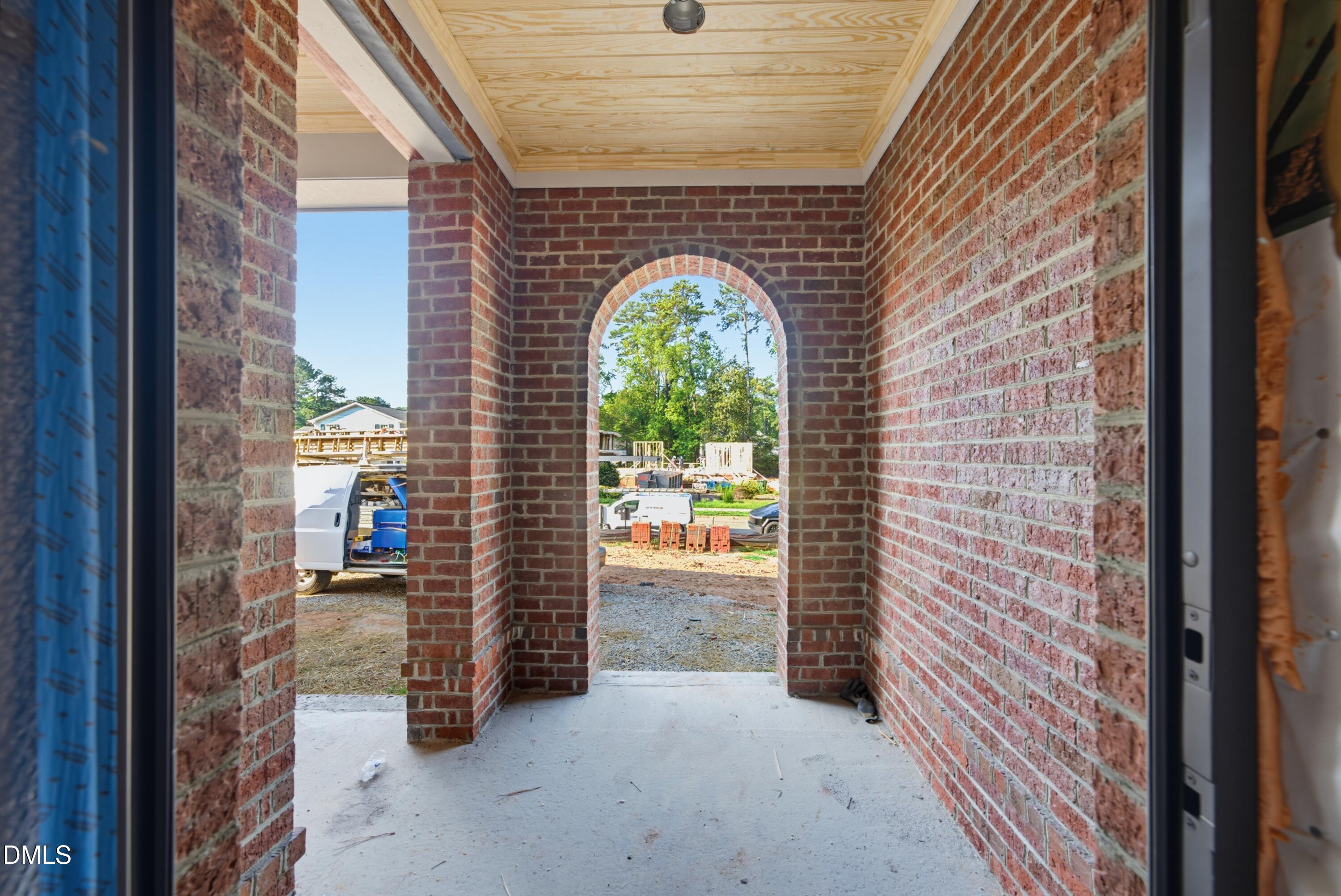 7508 Grist Mill Road