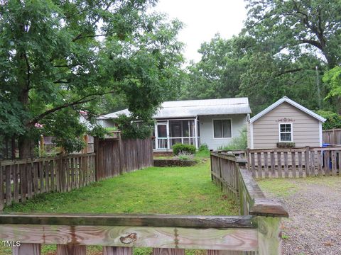 102 Ashe Street Carrboro NC 27510