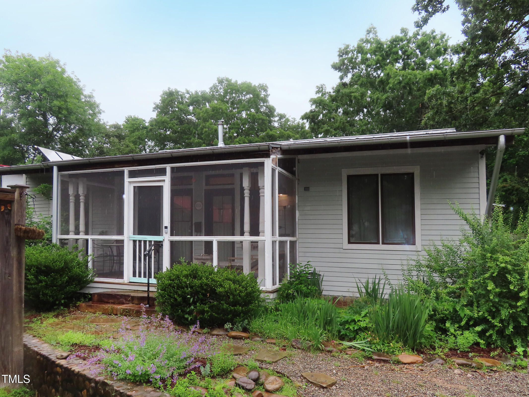 102 Ashe Street