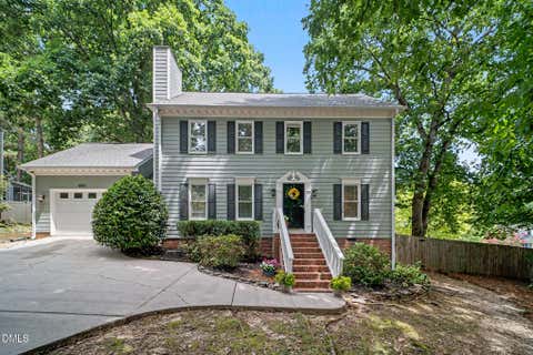 Photo of 1000 Black Oak Court, Apex, NC 27502 (MLS # 10180309)