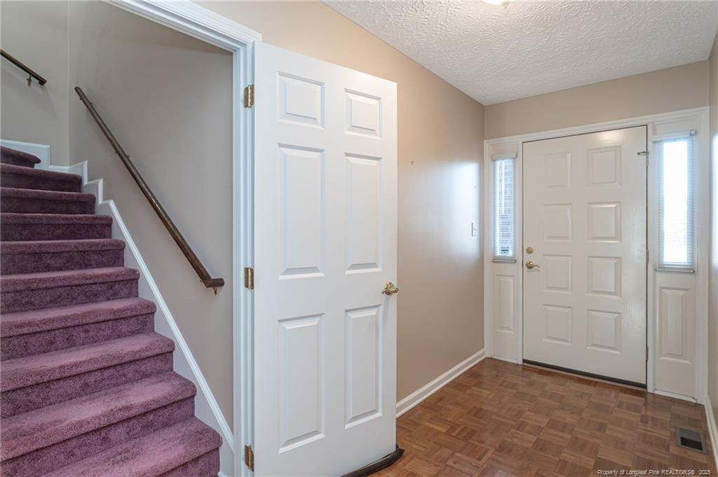 2927 Rosecroft Drive