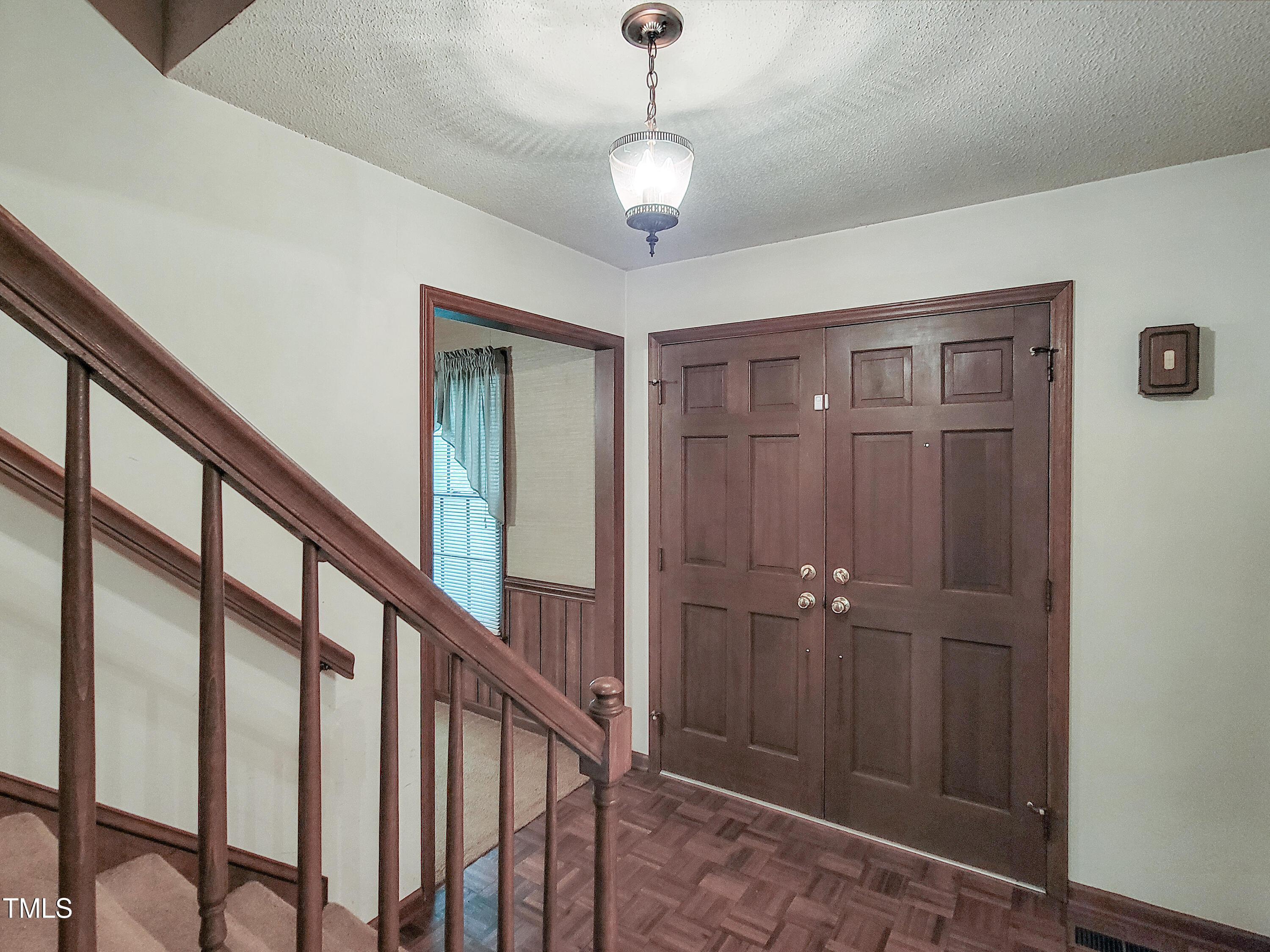 6508 Deerview Drive