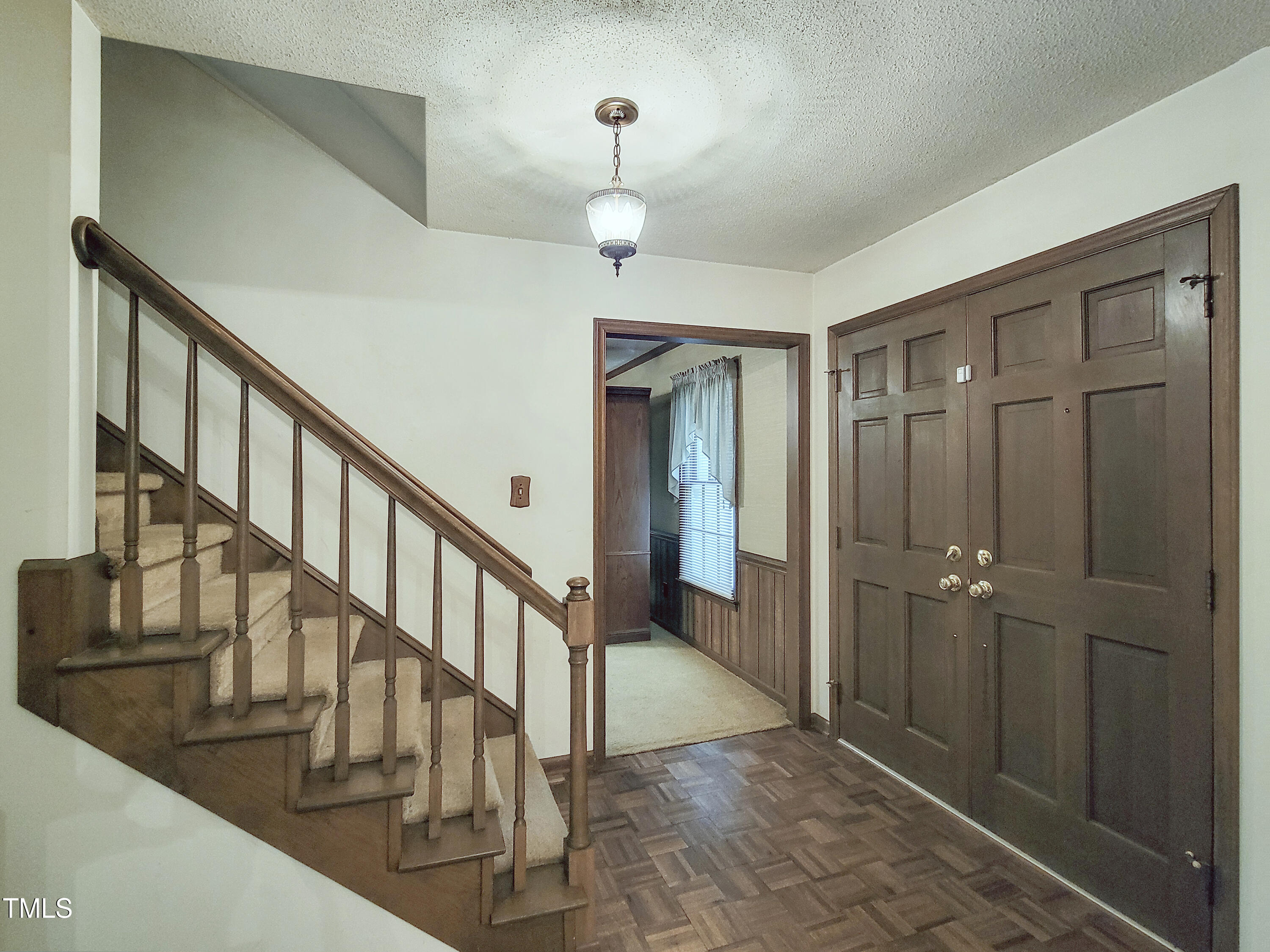 6508 Deerview Drive