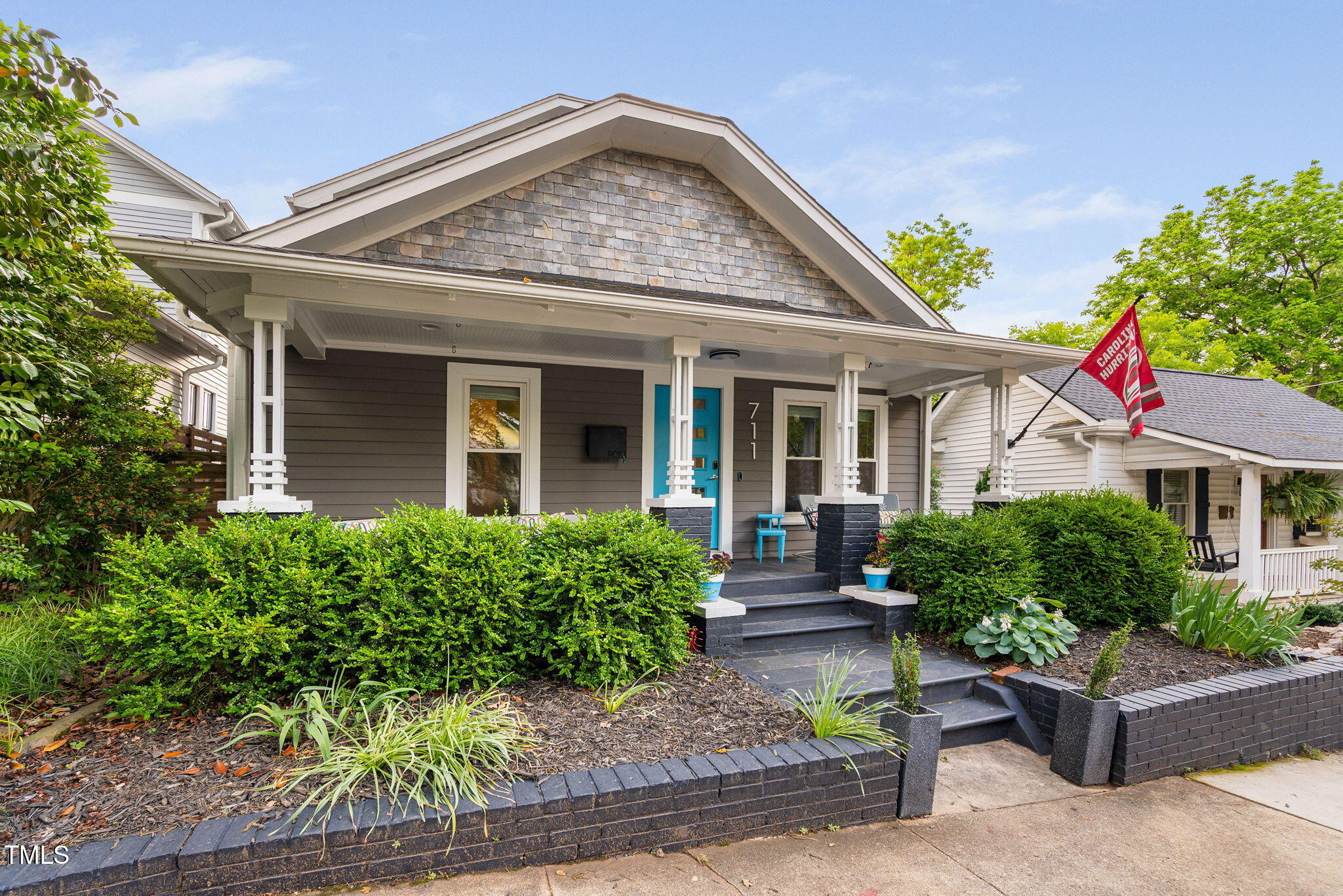 711 Hinsdale Street