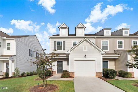 85 Little Leaf Lane Clayton NC 27527