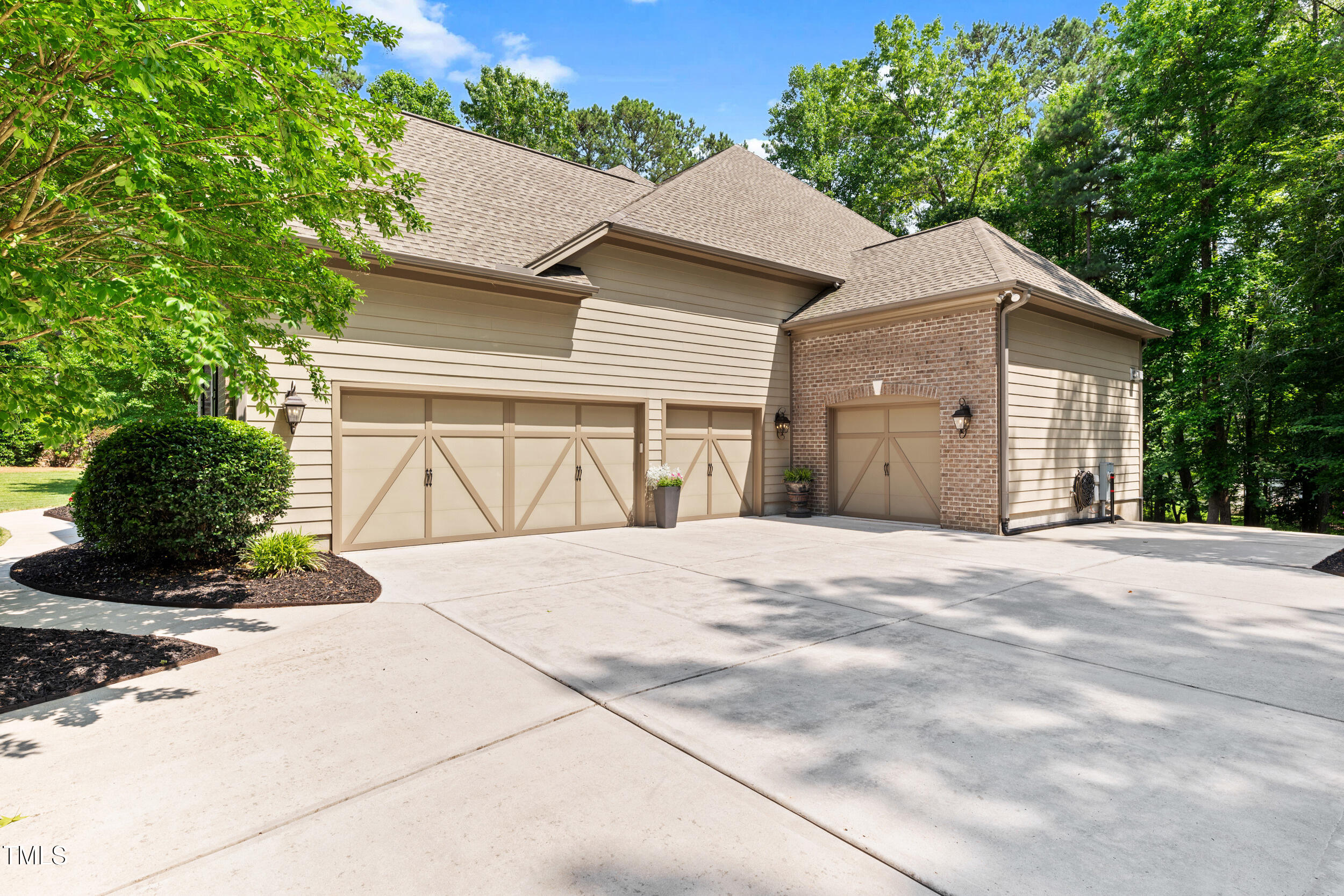 7552 Hasentree Club Drive