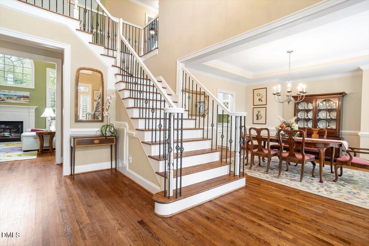 1301 Glenden Falls Way