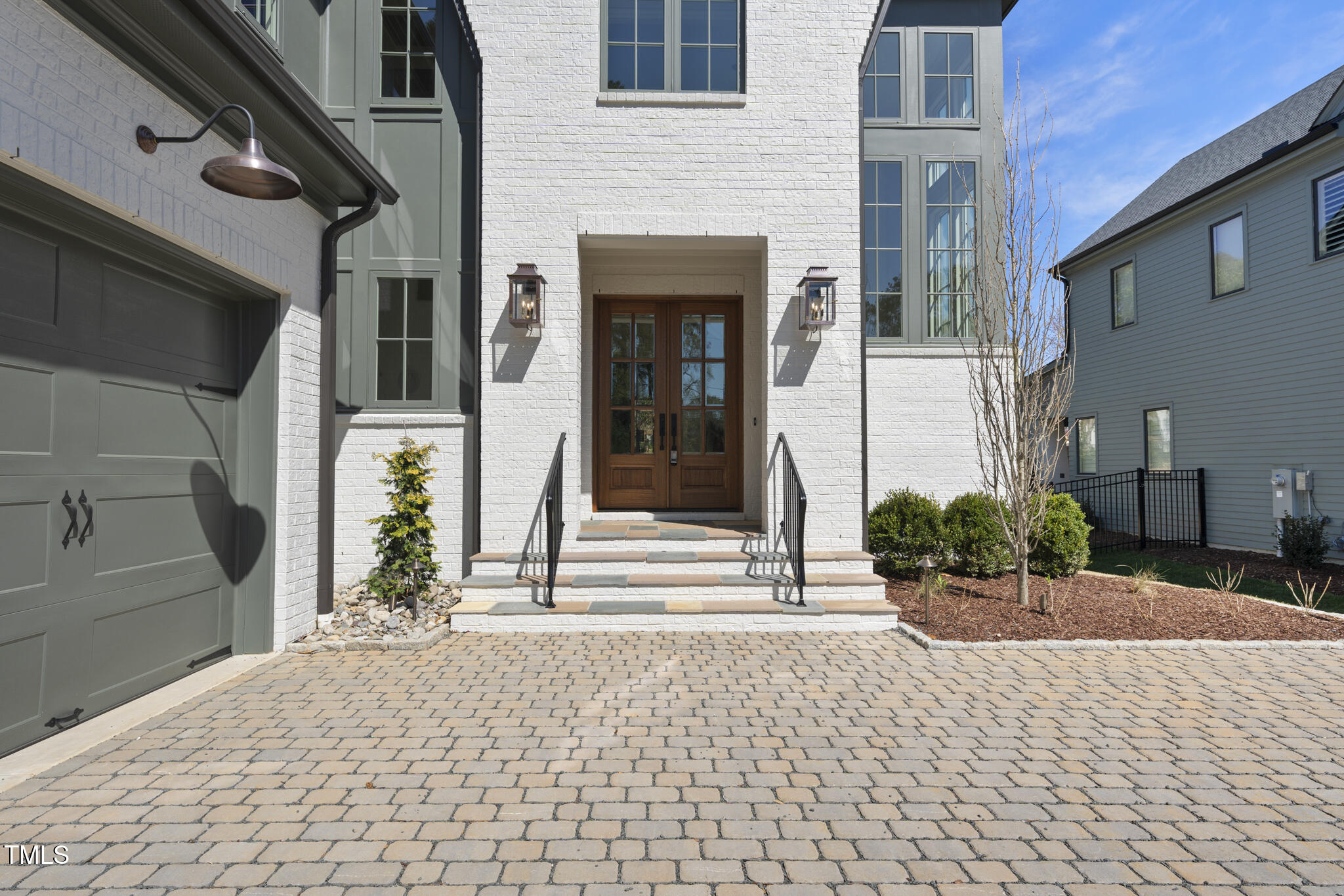 3410 Bradley Place