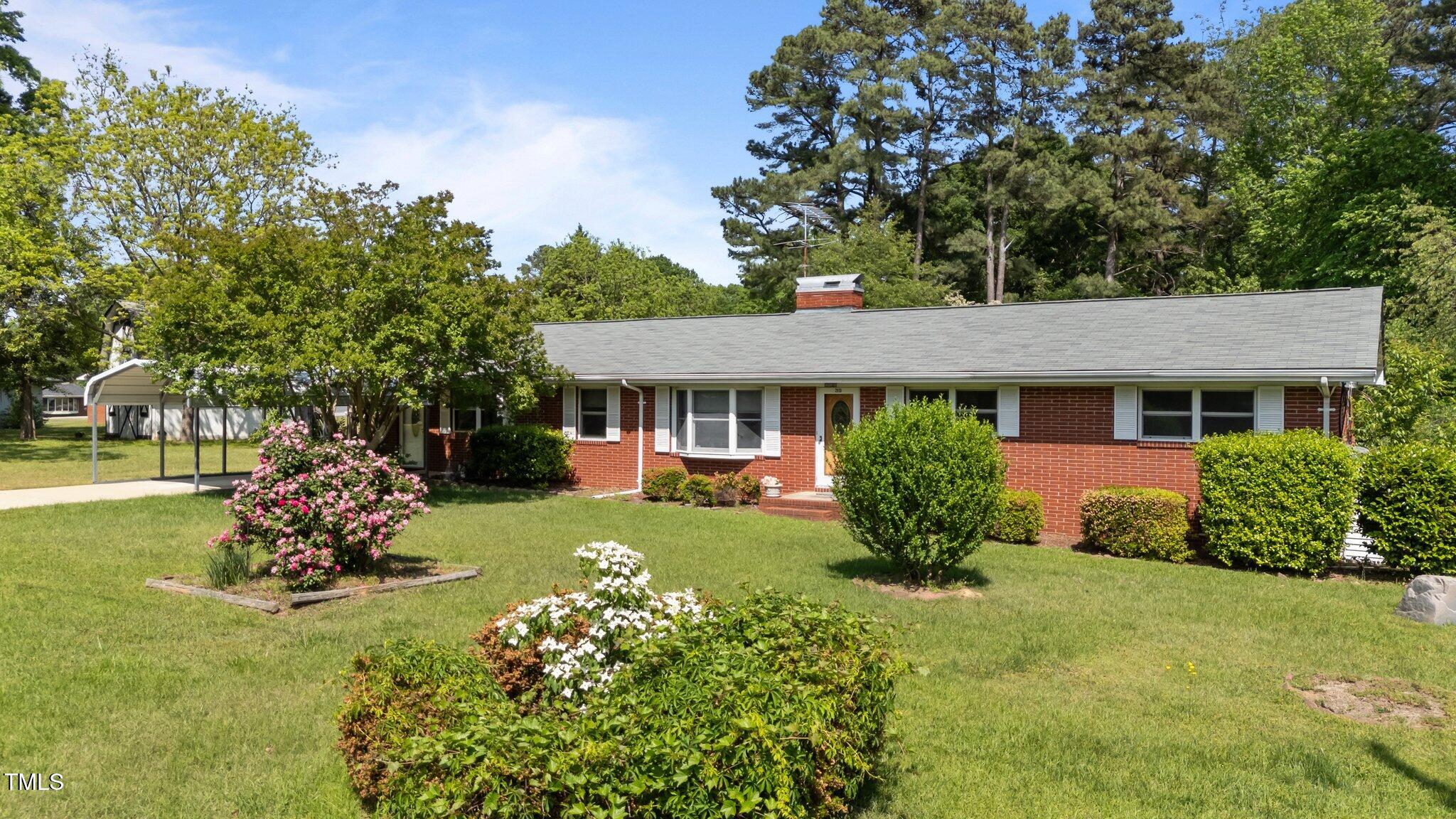 2910 Dove Lane