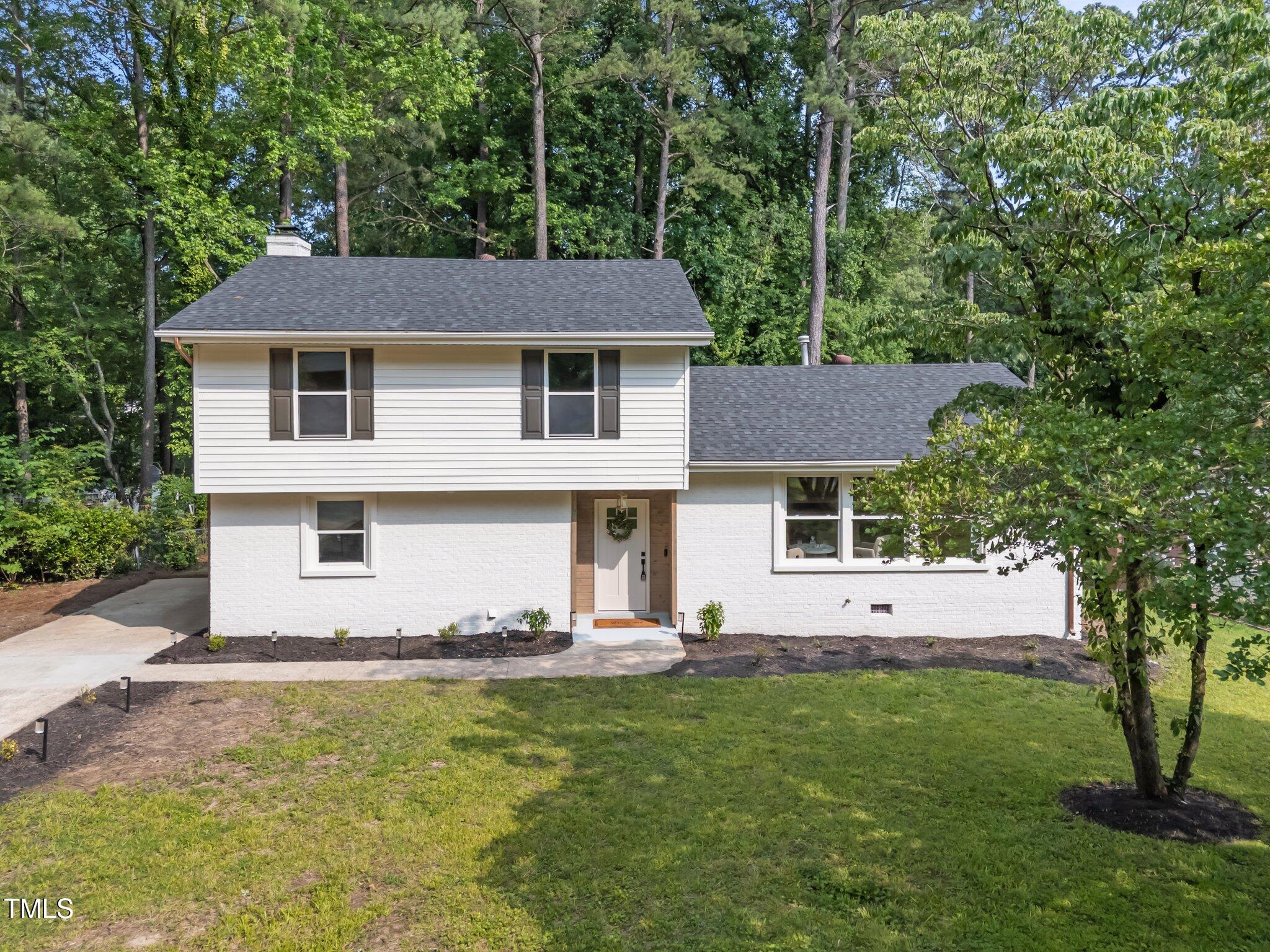 1143 Sturdivant Drive