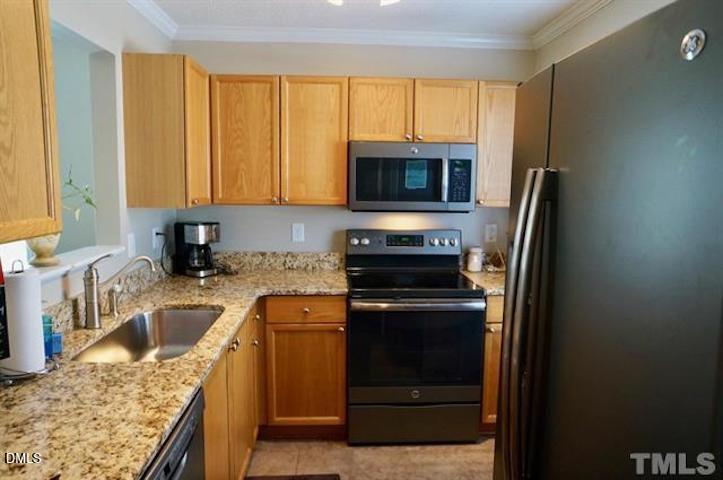 2404 Bay Harbor Drive