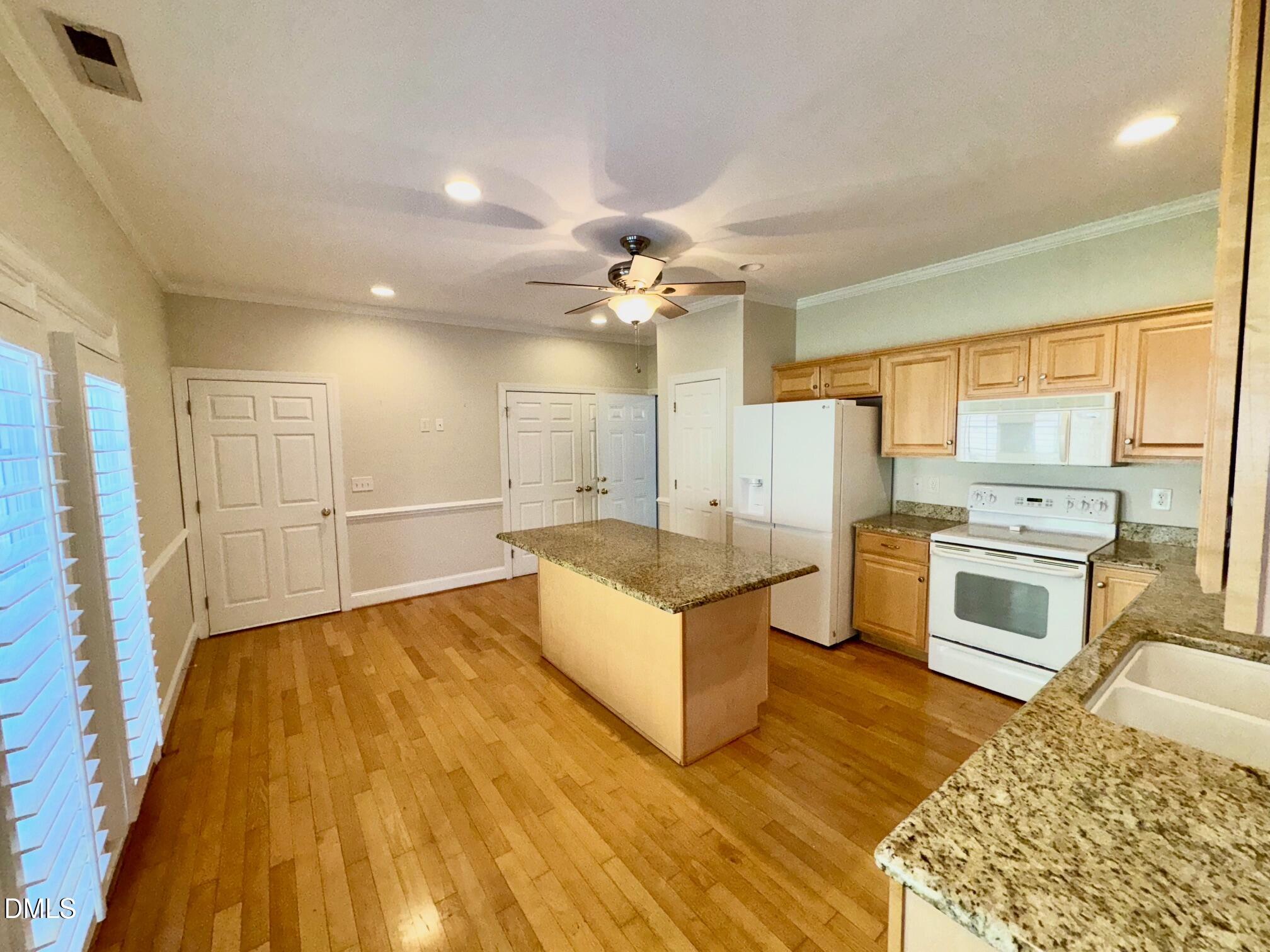 105 Fernwood Creek Court