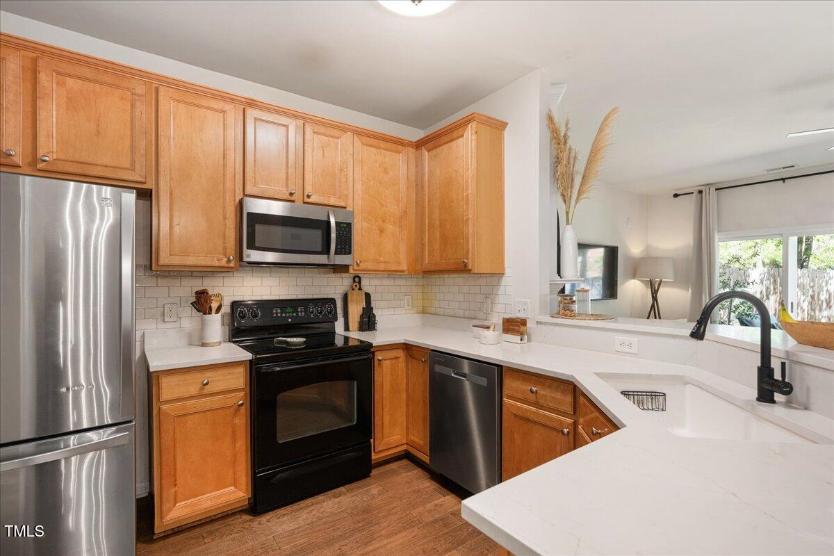 Raleigh, North Carolina 27612, United States, 3 Bedrooms Bedrooms, ,3 BathroomsBathrooms,Residential,Active,112169