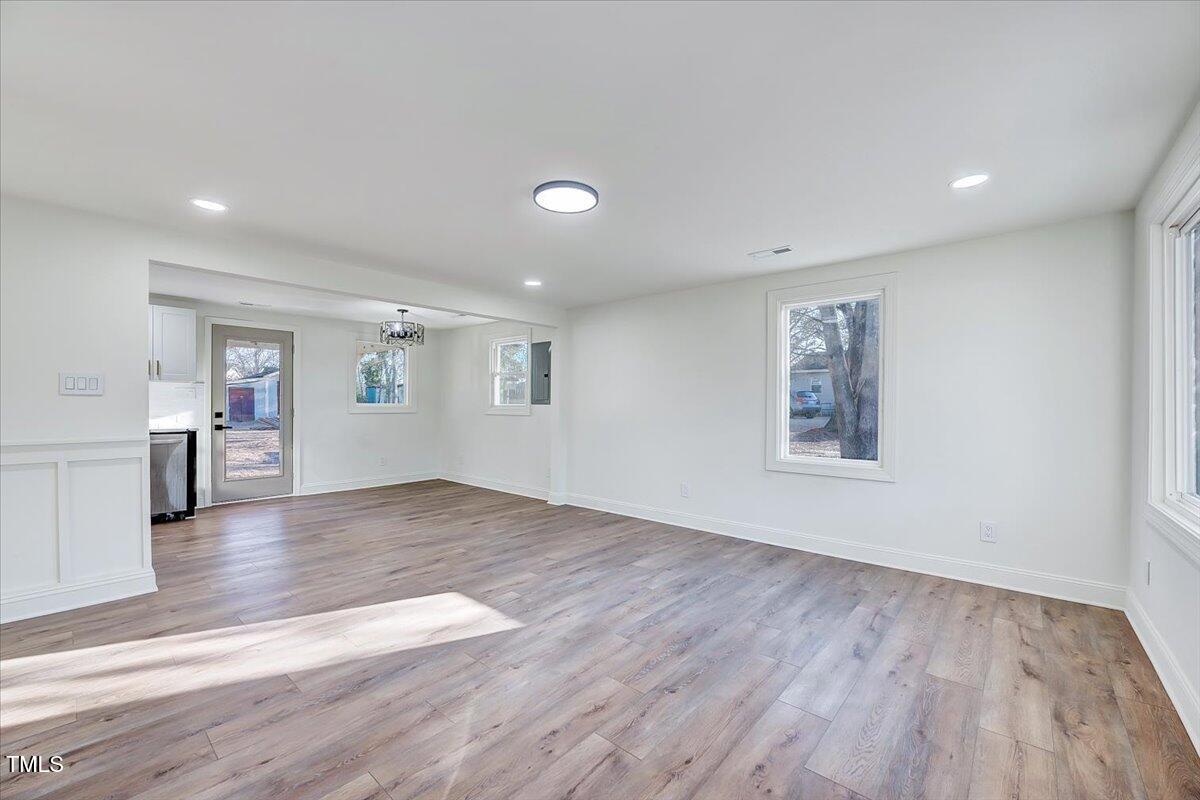 406 Everette Avenue