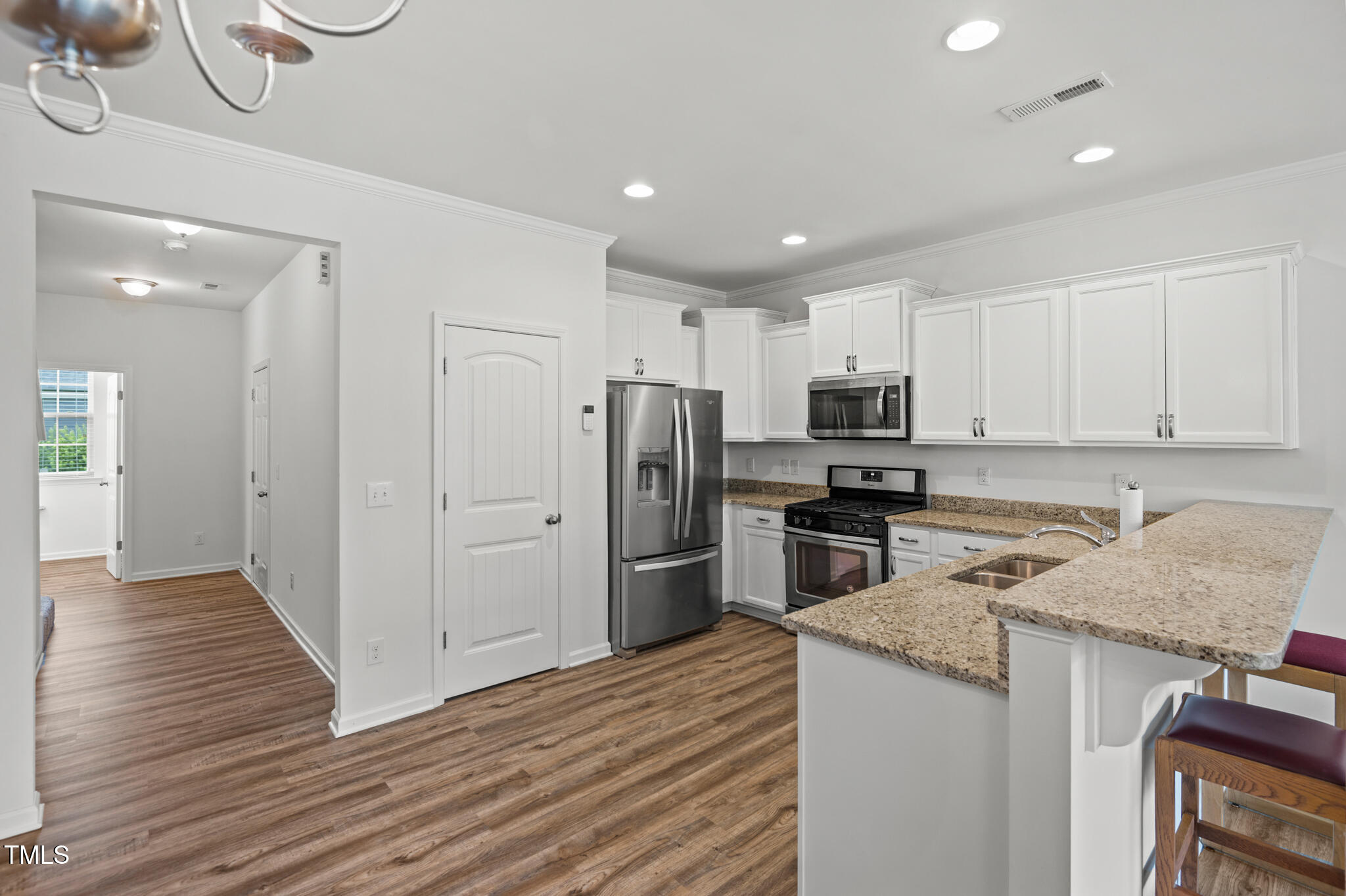 1728 Shady Oaks Drive