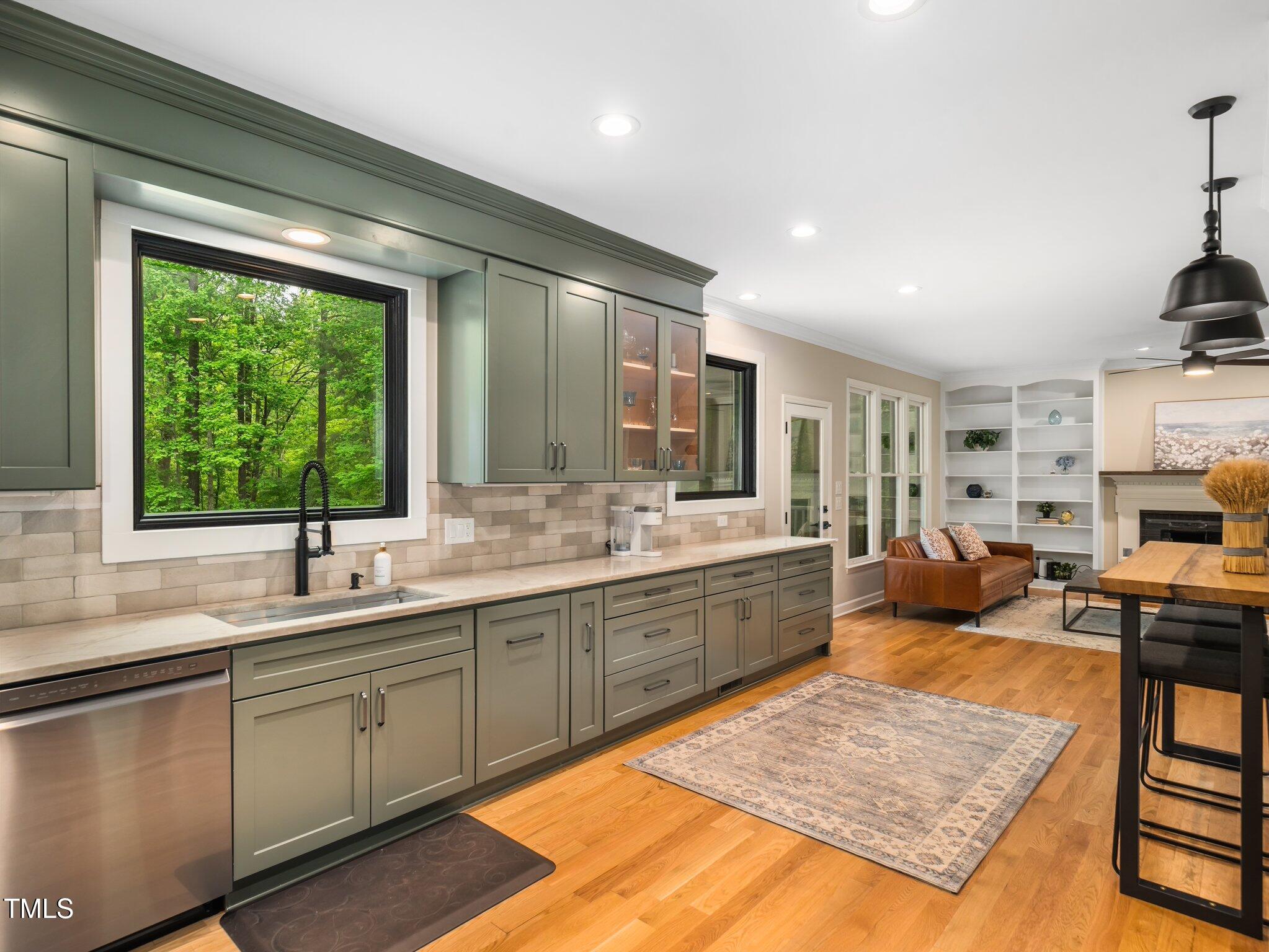 2312 Laurelford Lane