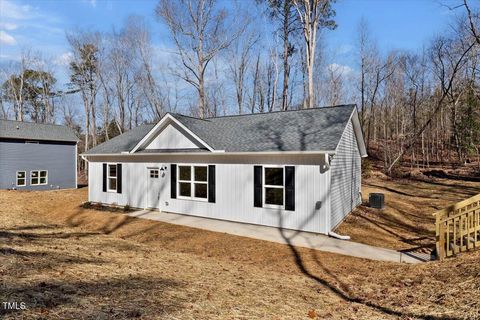 604 E Pope Street Dunn NC 28334