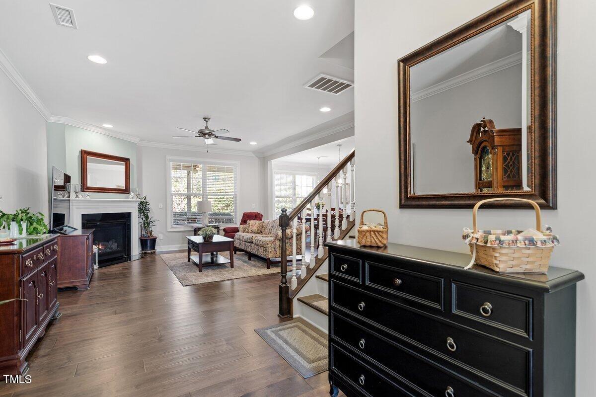 468 Talons Rest Way