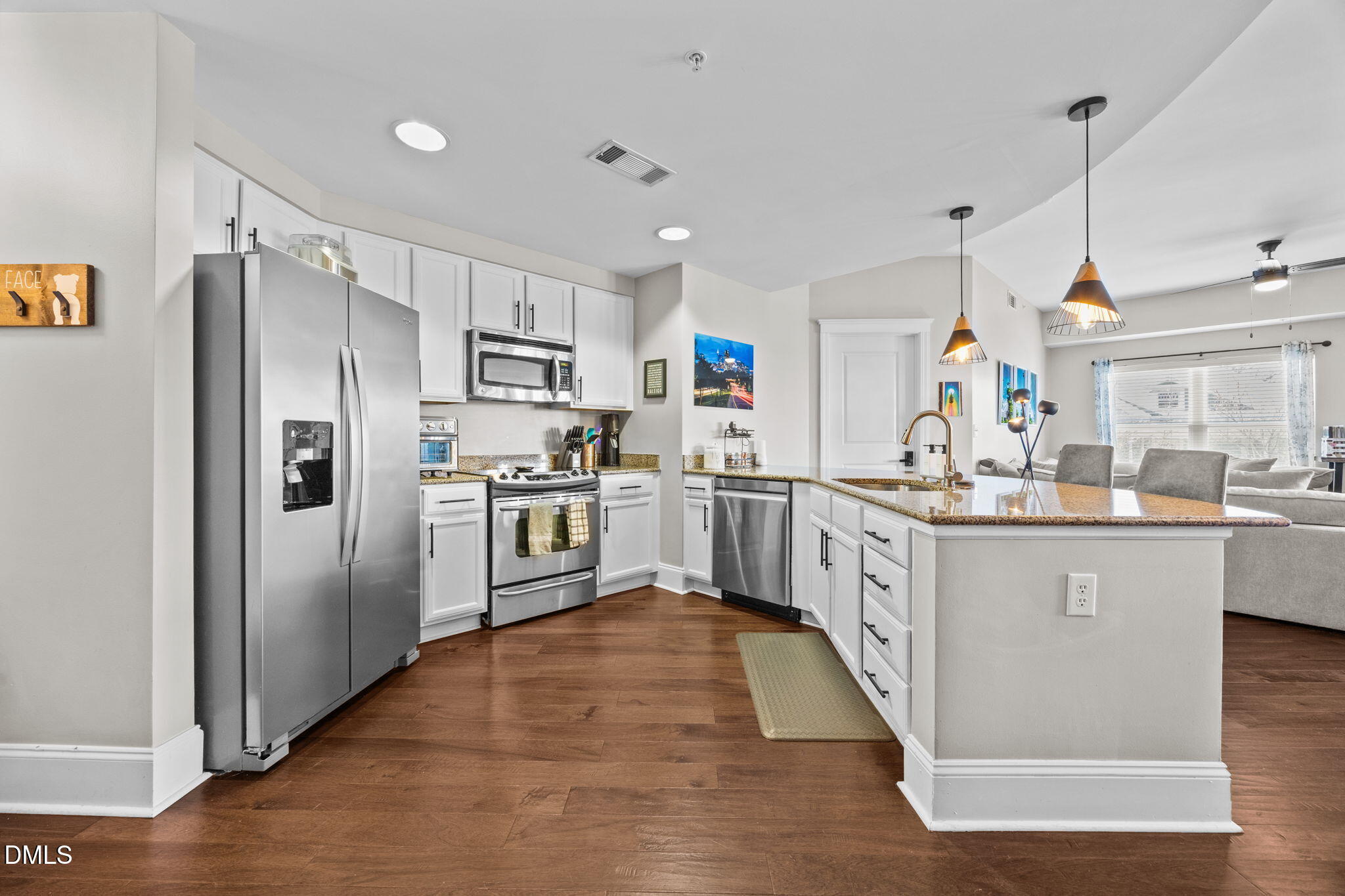 222 Glenwood Avenue 205