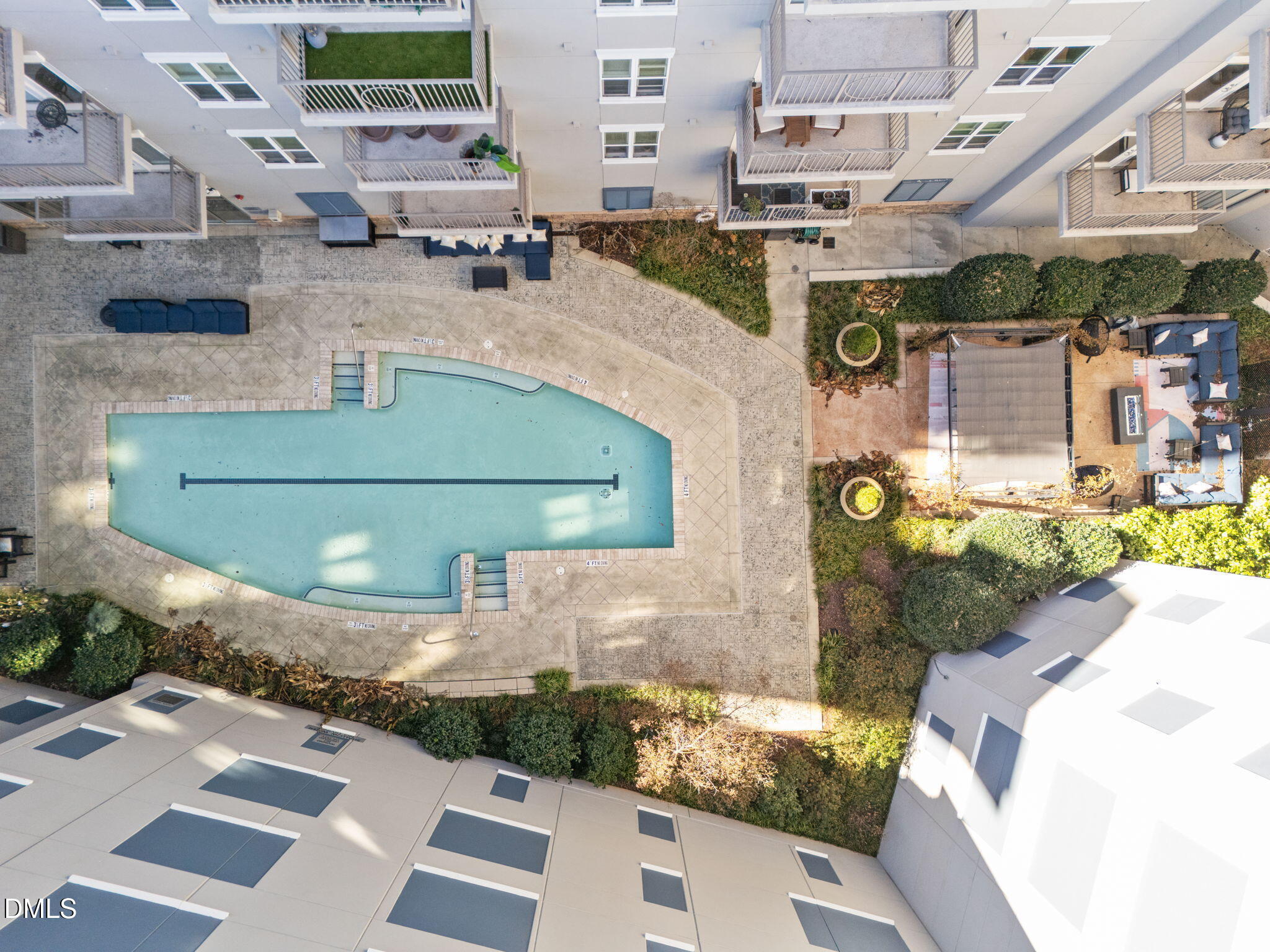 222 Glenwood Avenue 205