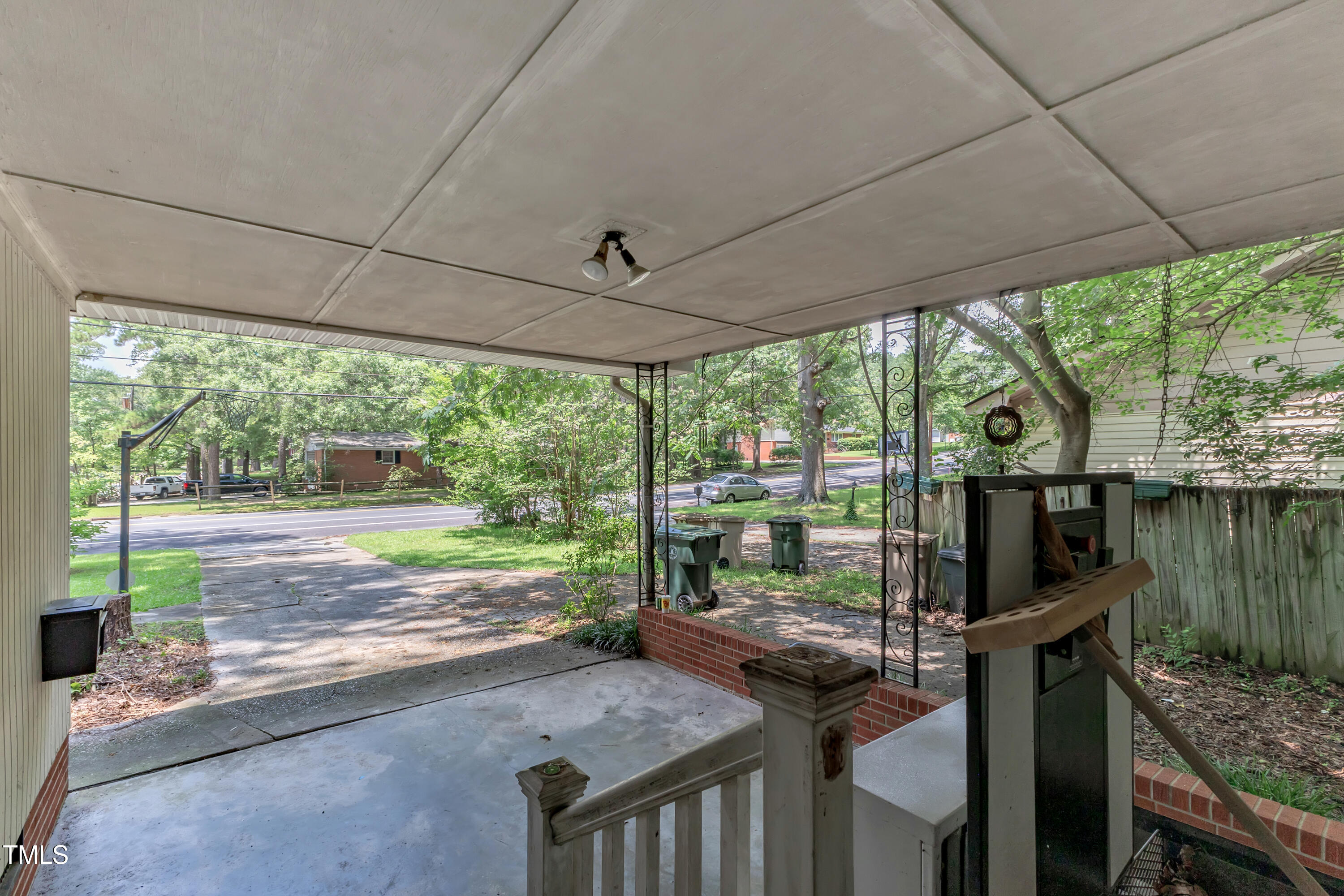 1500 Lakeside Drive