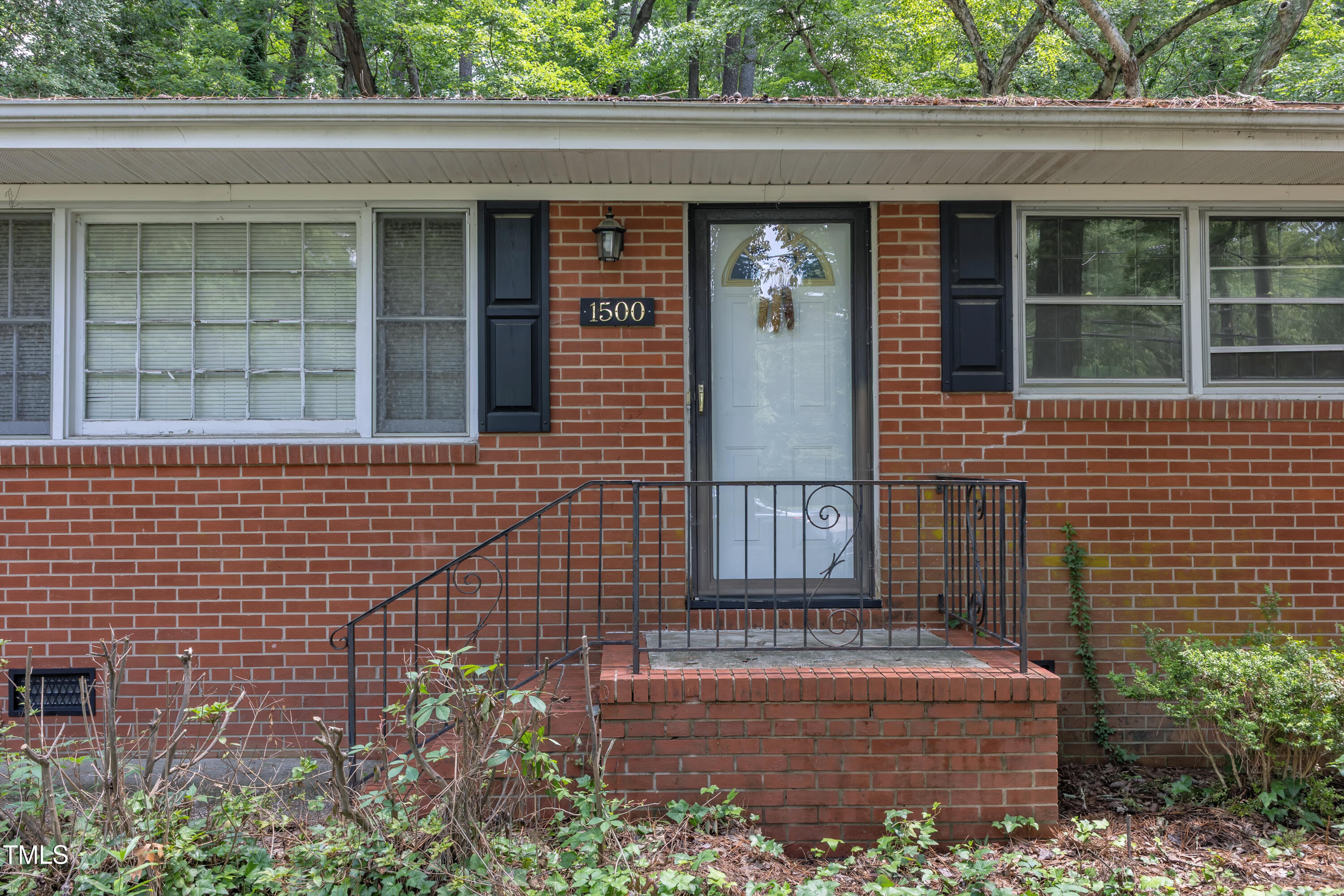 1500 Lakeside Drive