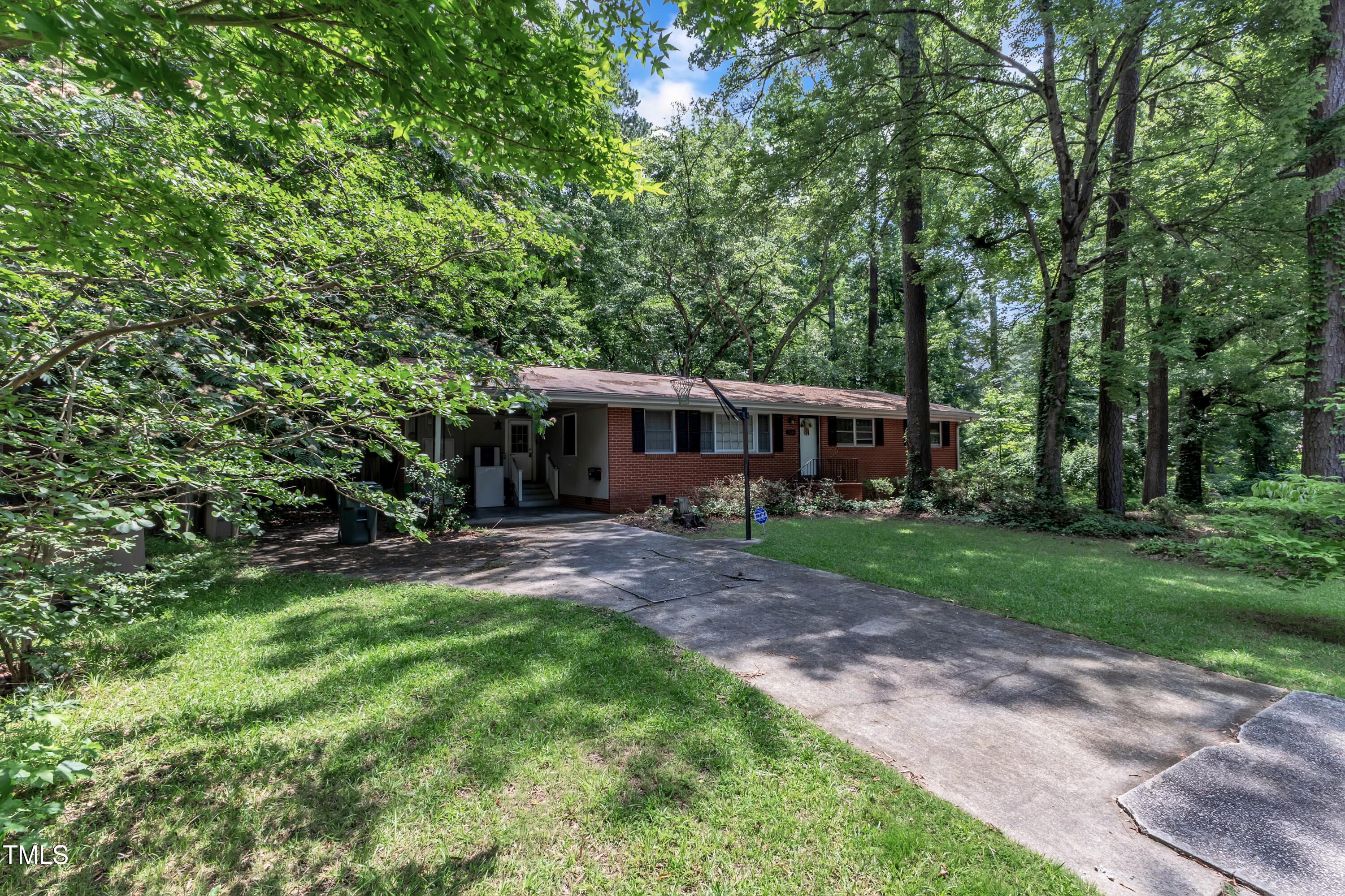 1500 Lakeside Drive