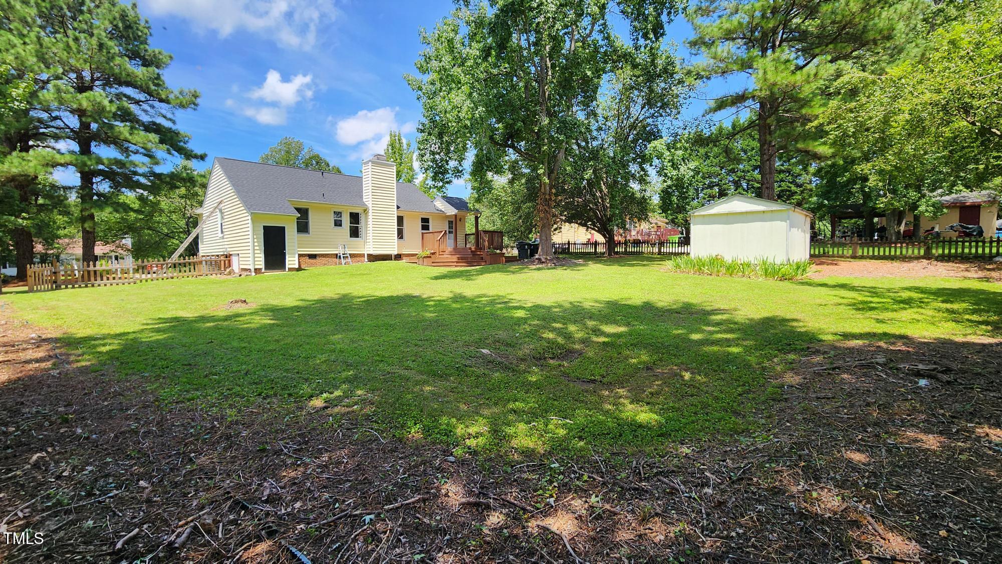 104 Pineview Drive